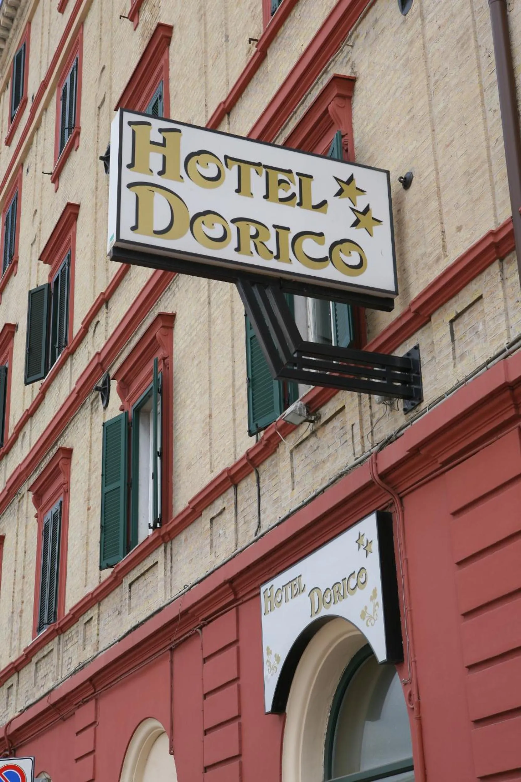 Facade/entrance in Hotel Dorico