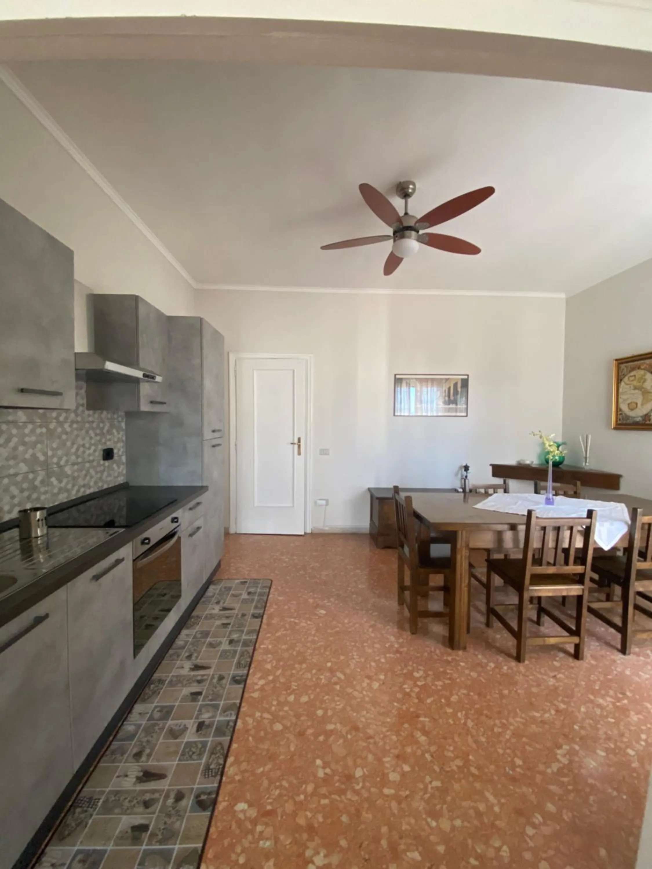 Dining area in Sweet Emma