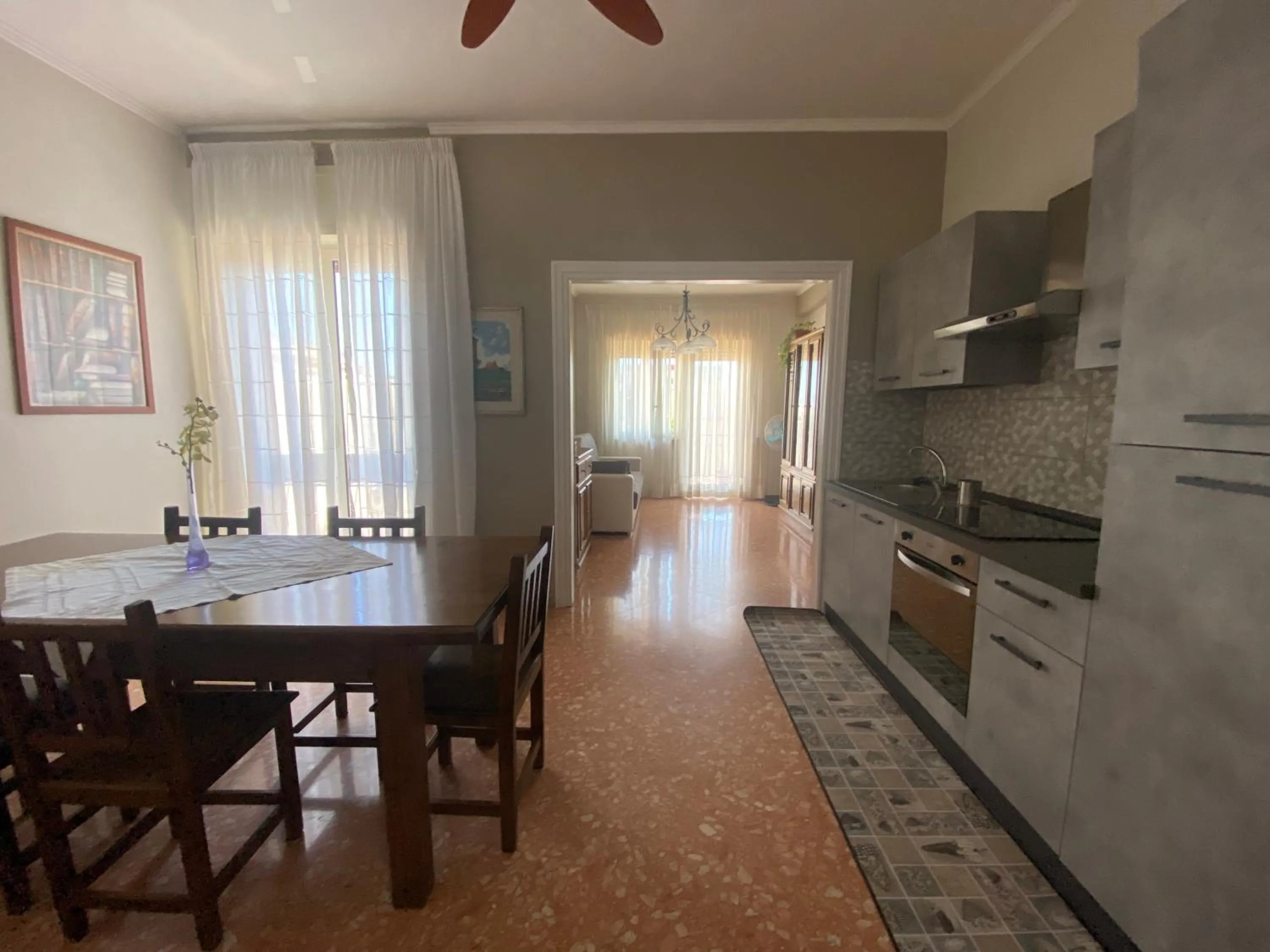 Kitchen or kitchenette in Sweet Emma