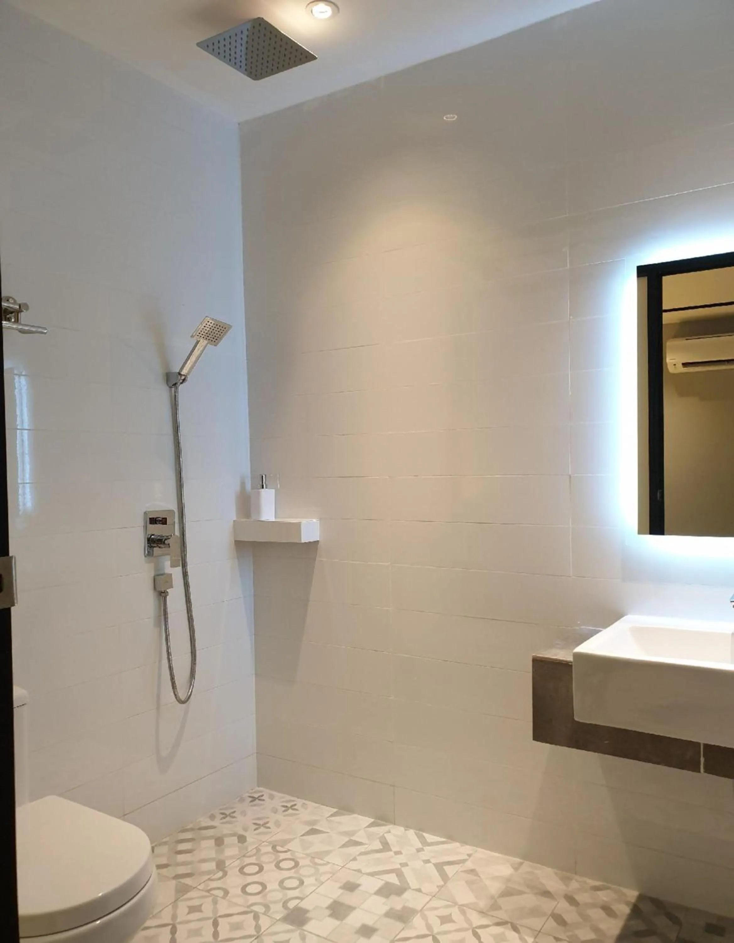 Bathroom in Suite Dreamz Hotel Banting