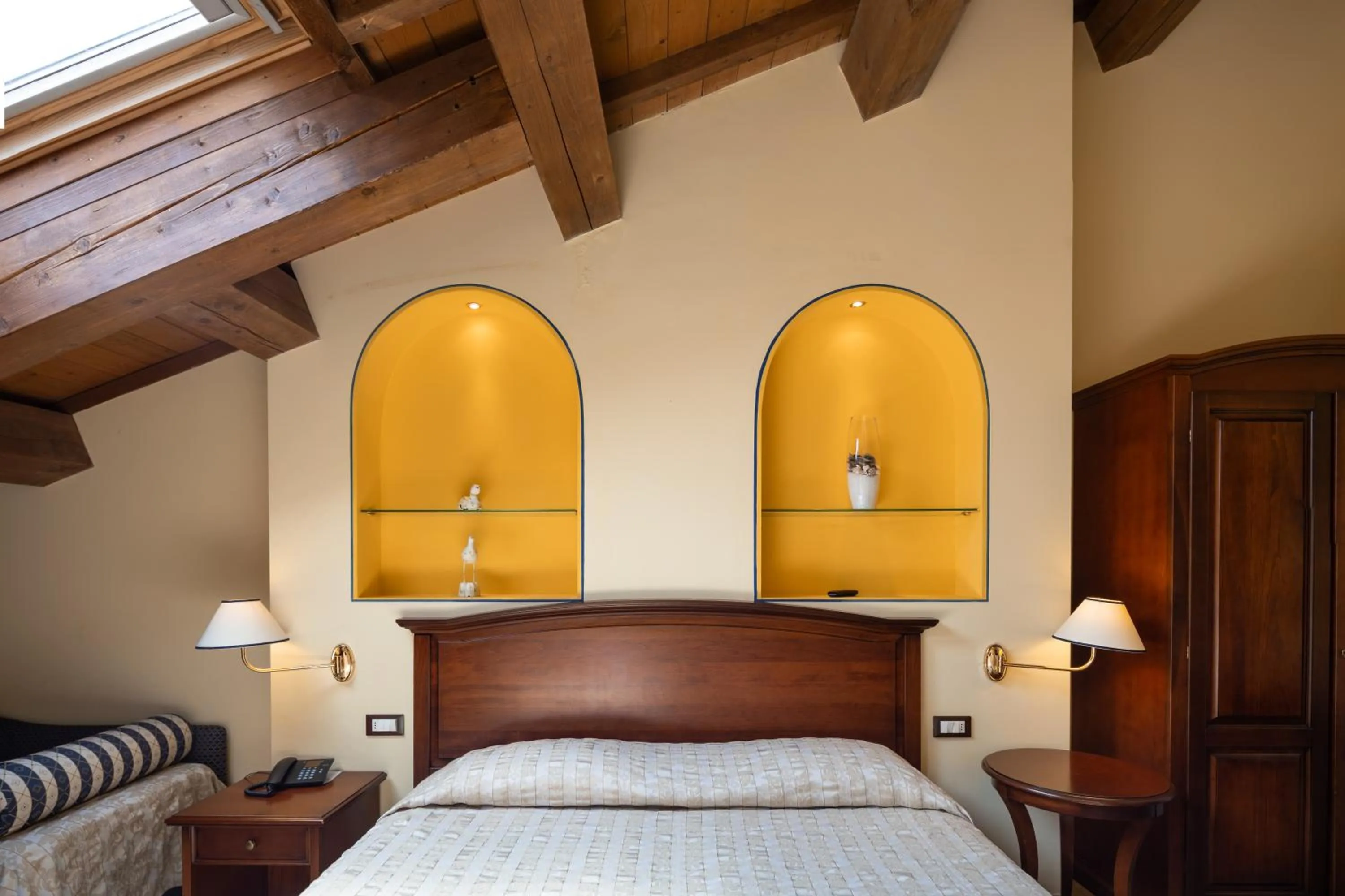 Bed in Locanda La Comacina