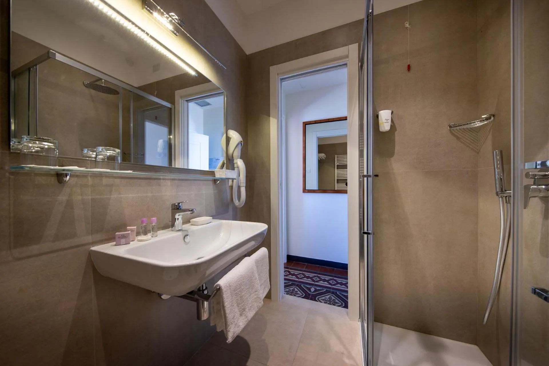 Bathroom in Hotel Progresso