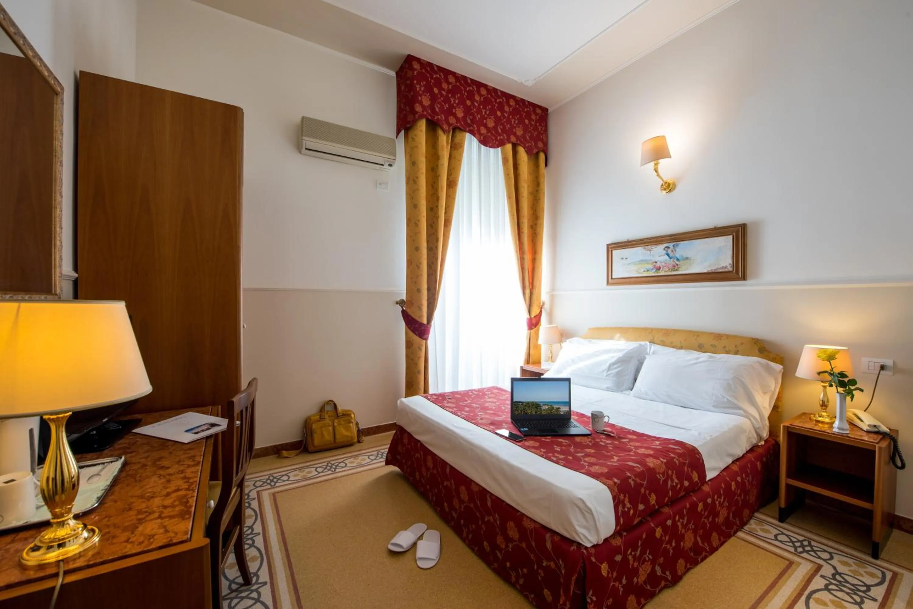 Bedroom, Bed in Hotel Progresso