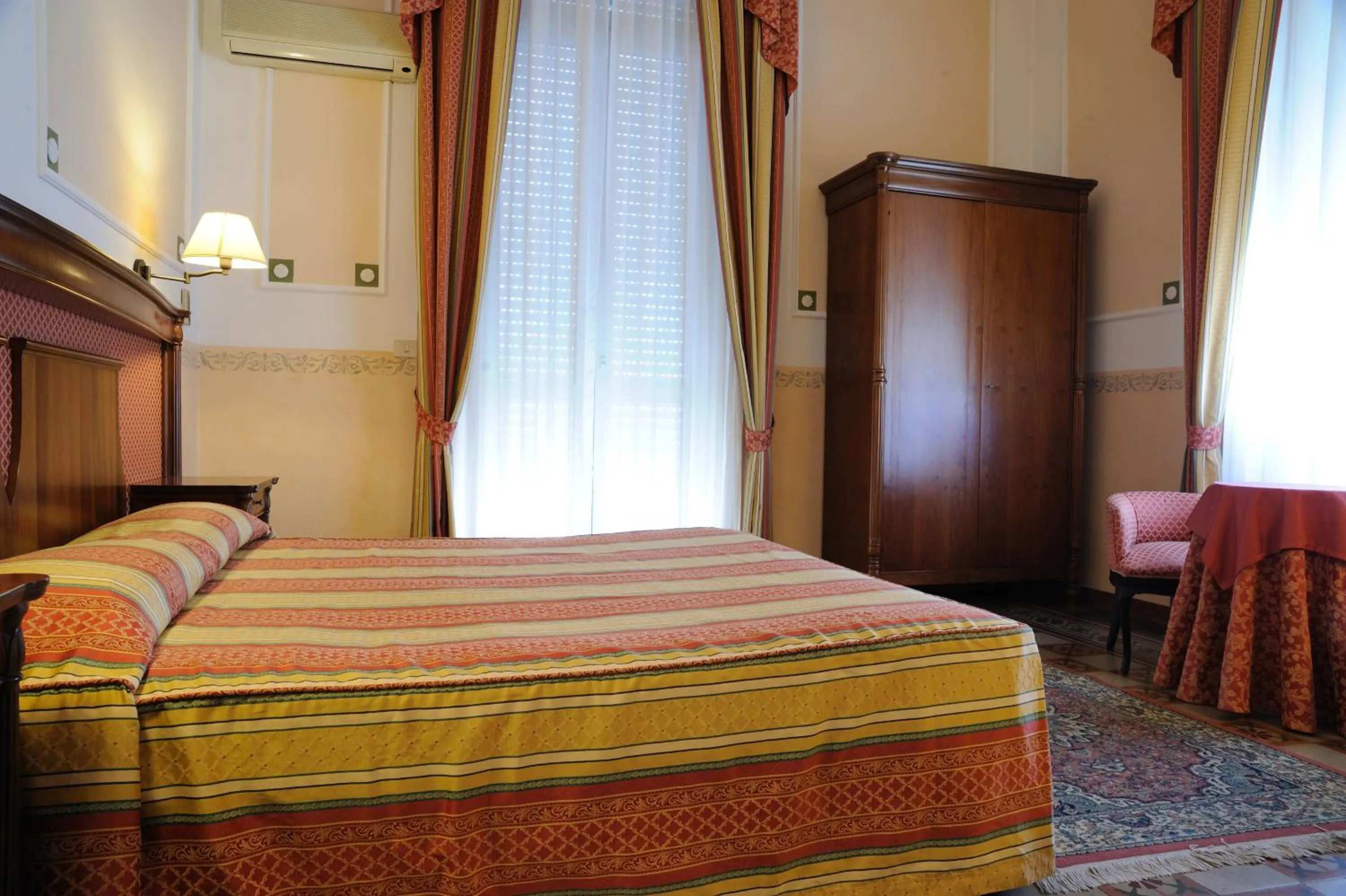 Bedroom, Bed in Hotel Progresso