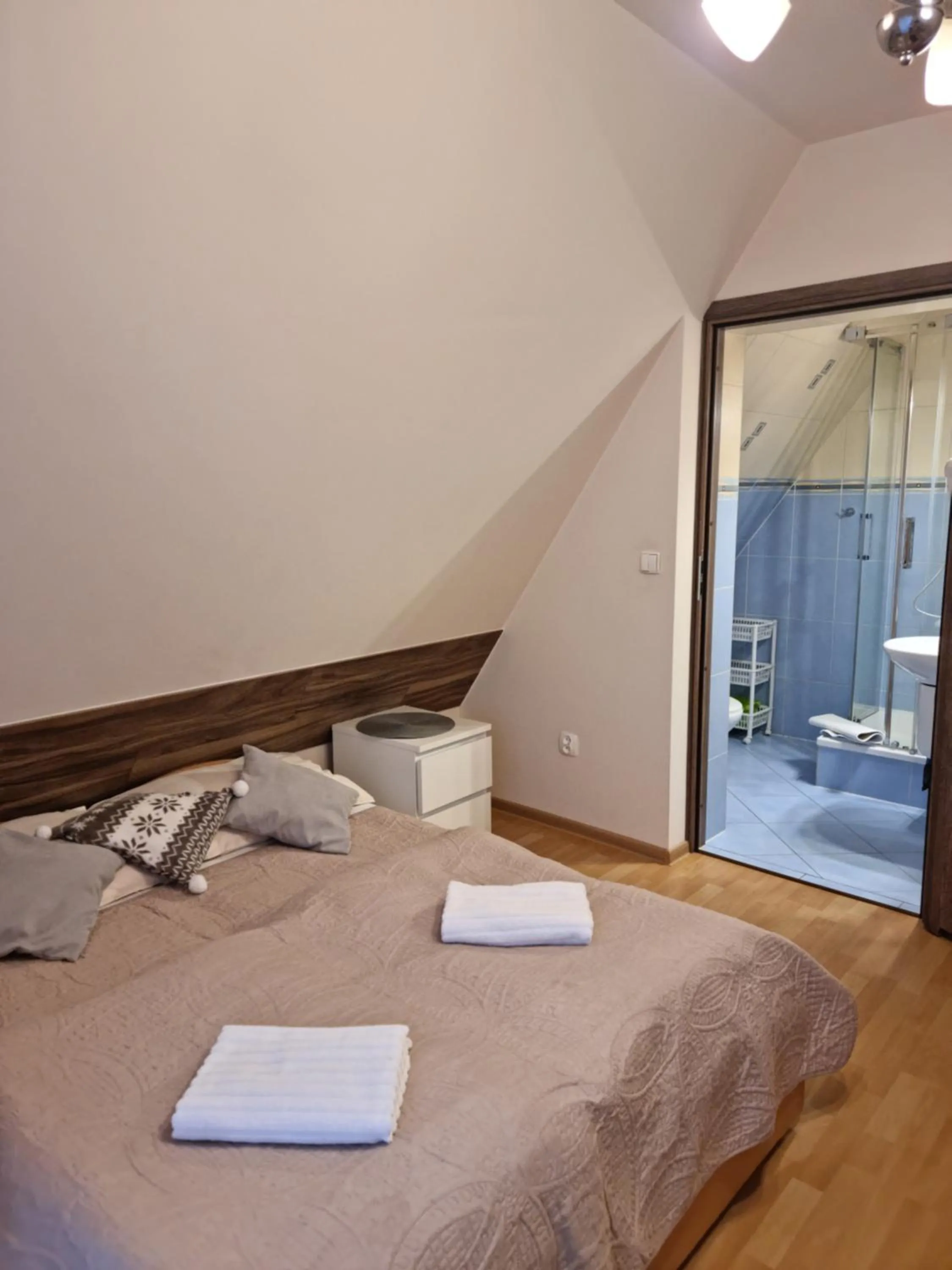 Bed in Villa Broniewskiego