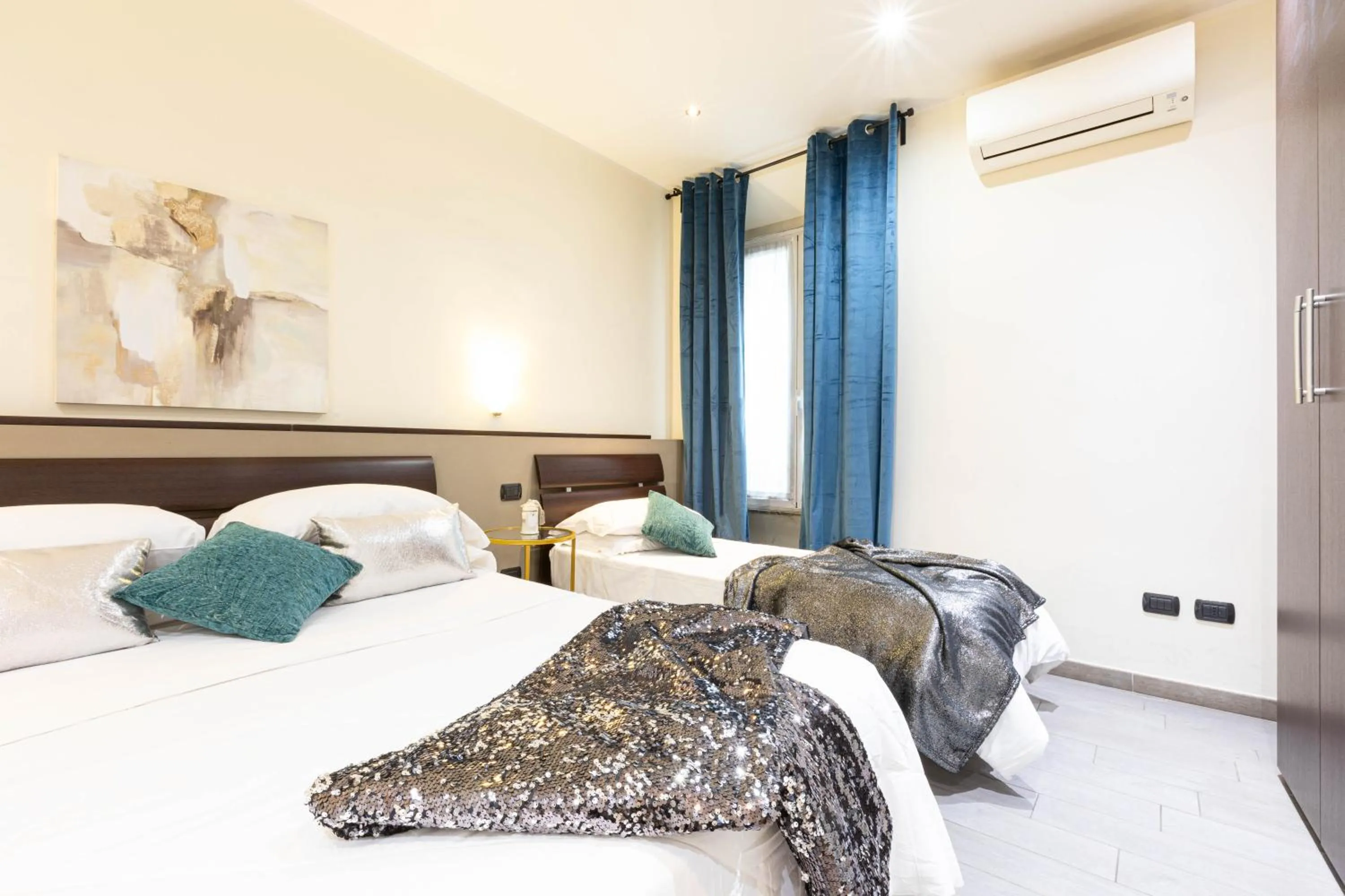 Bed in Cesar Vatican Rooms