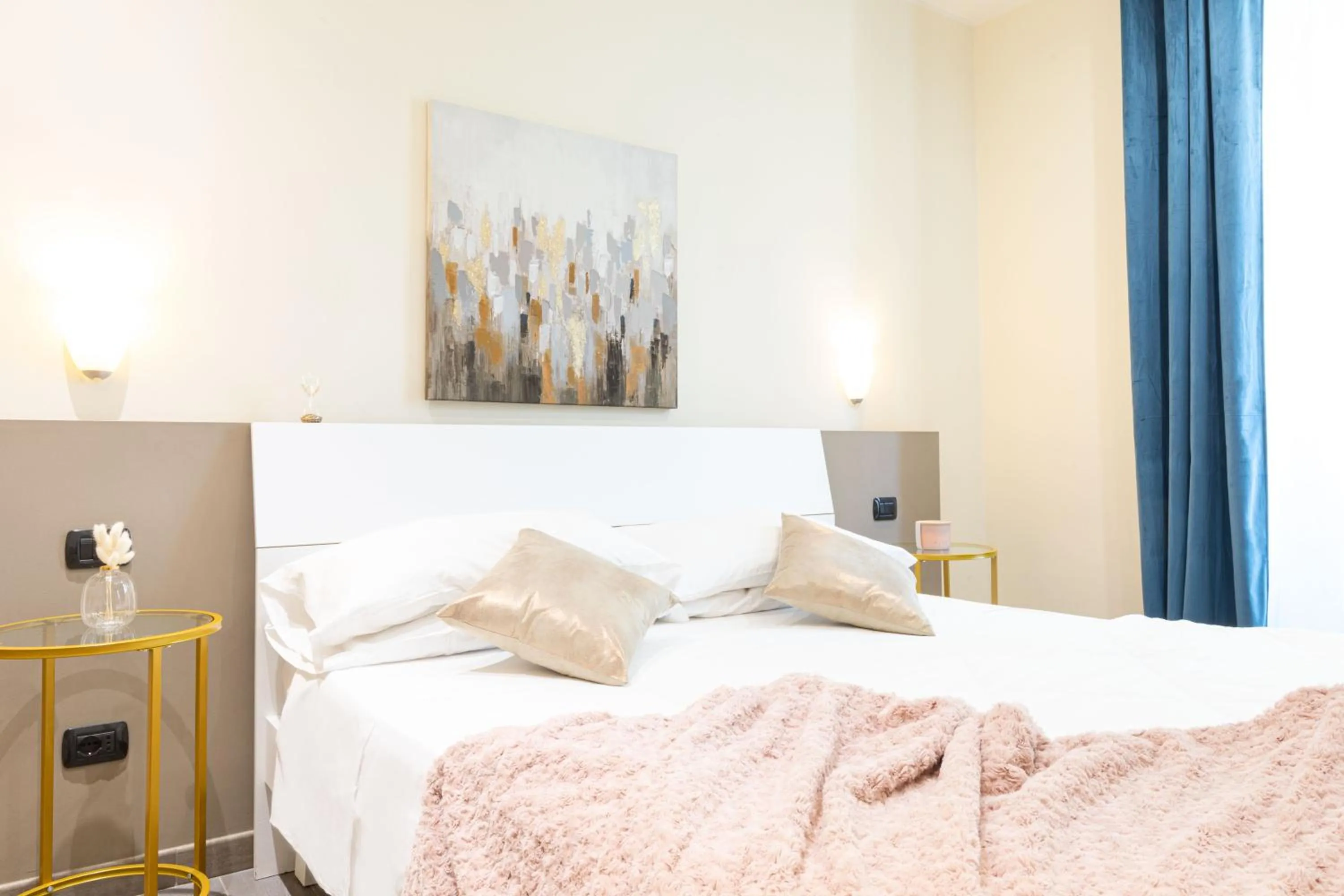 Bed in Cesar Vatican Rooms