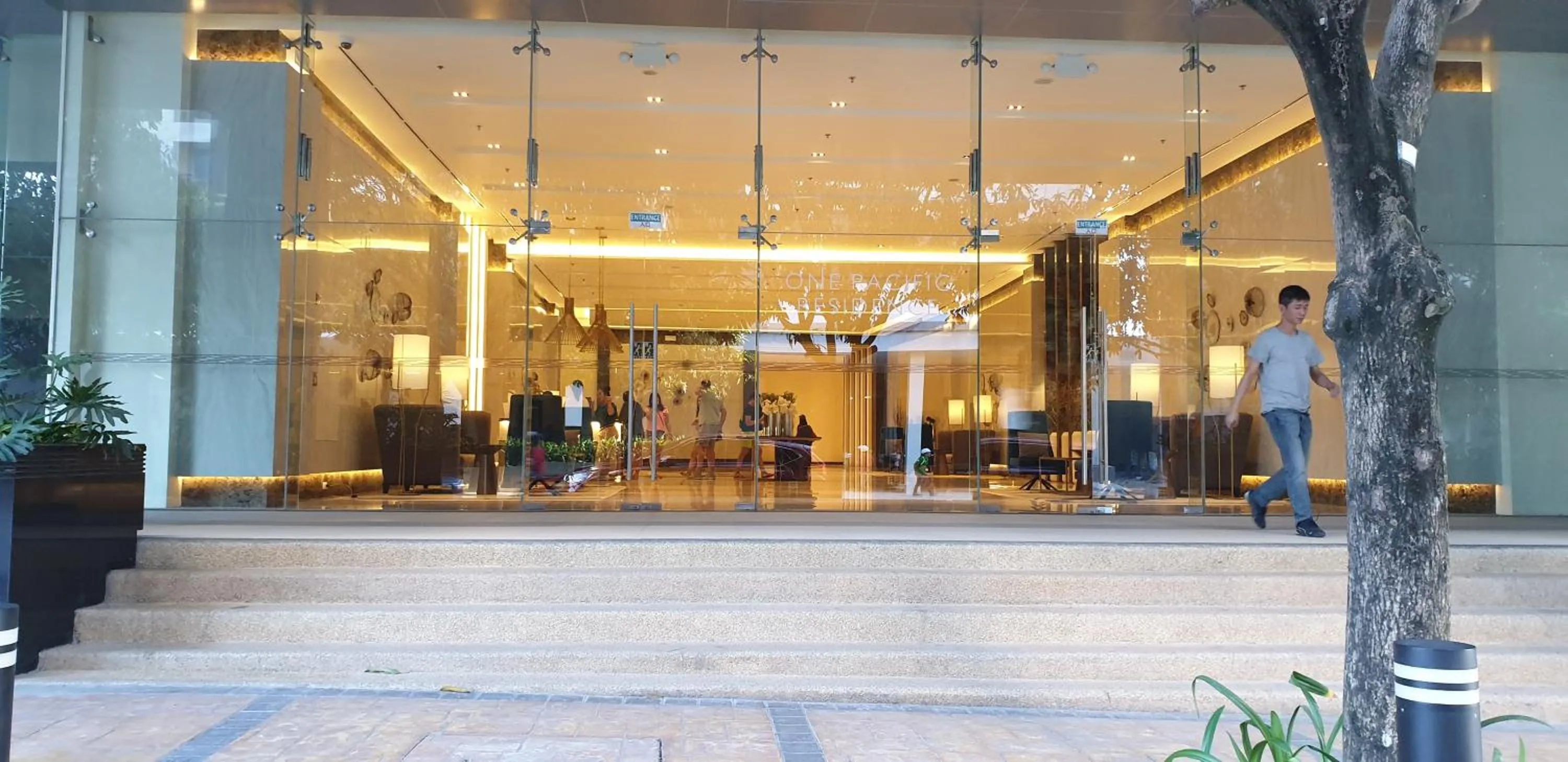 Mactan Newtown with Sun Set and Garden View