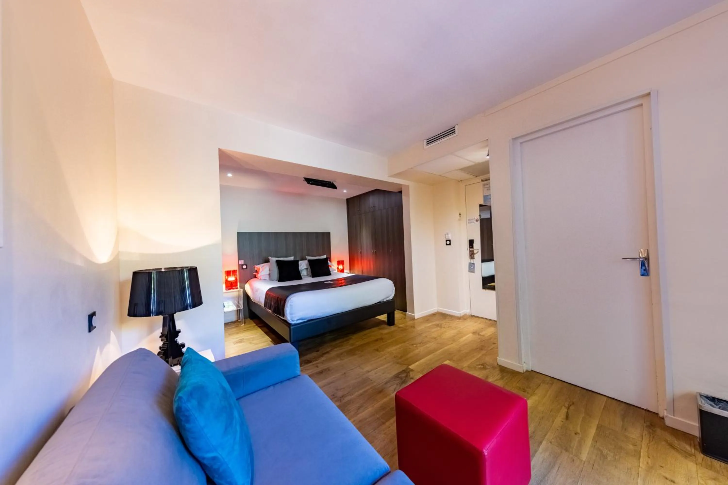 Photo of the whole room, Bed in Hôtel & Spa Le Madeloc - Collioure Centre