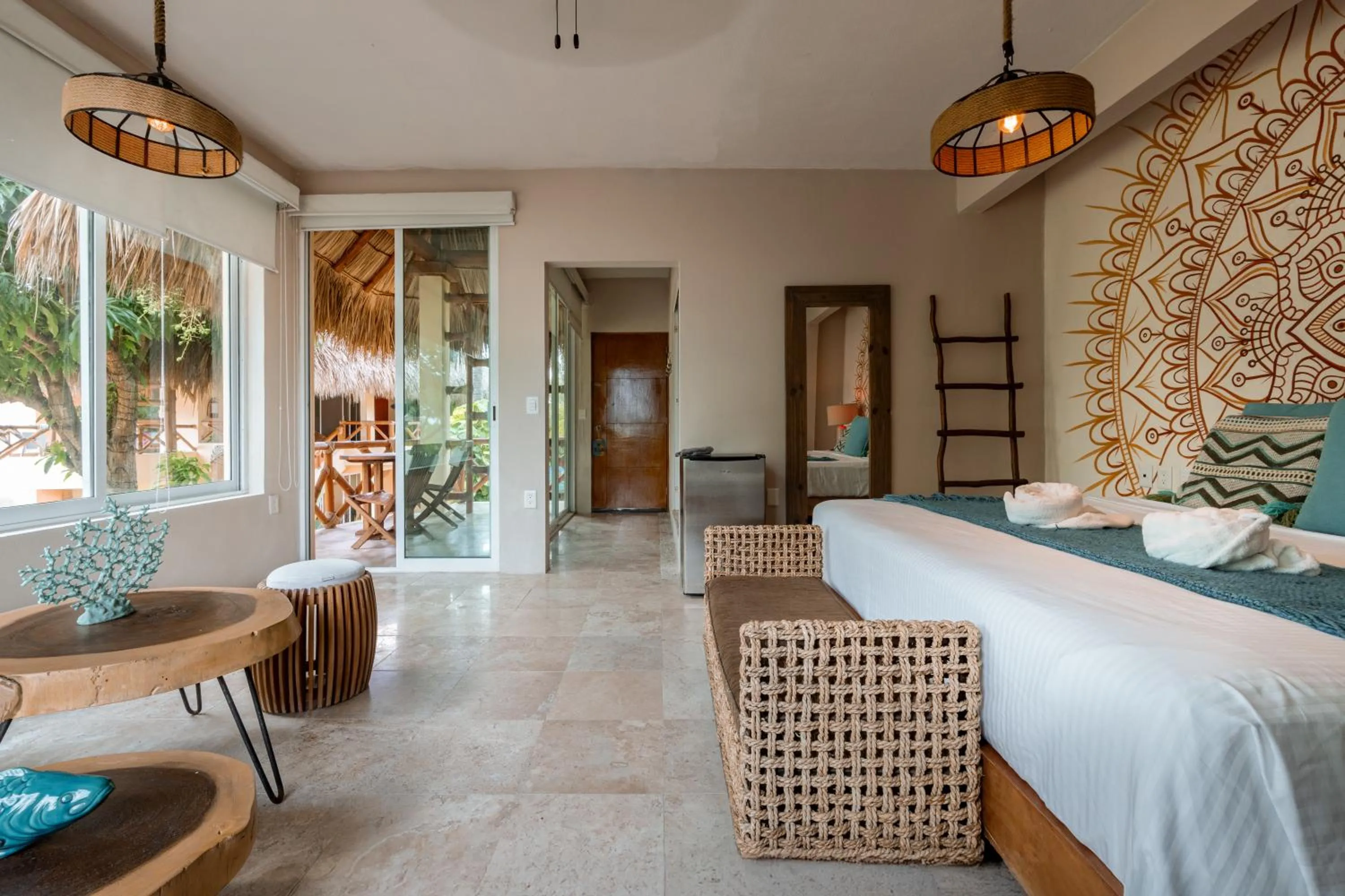 Photo of the whole room, Bed in Rojo Manglar Acapulco