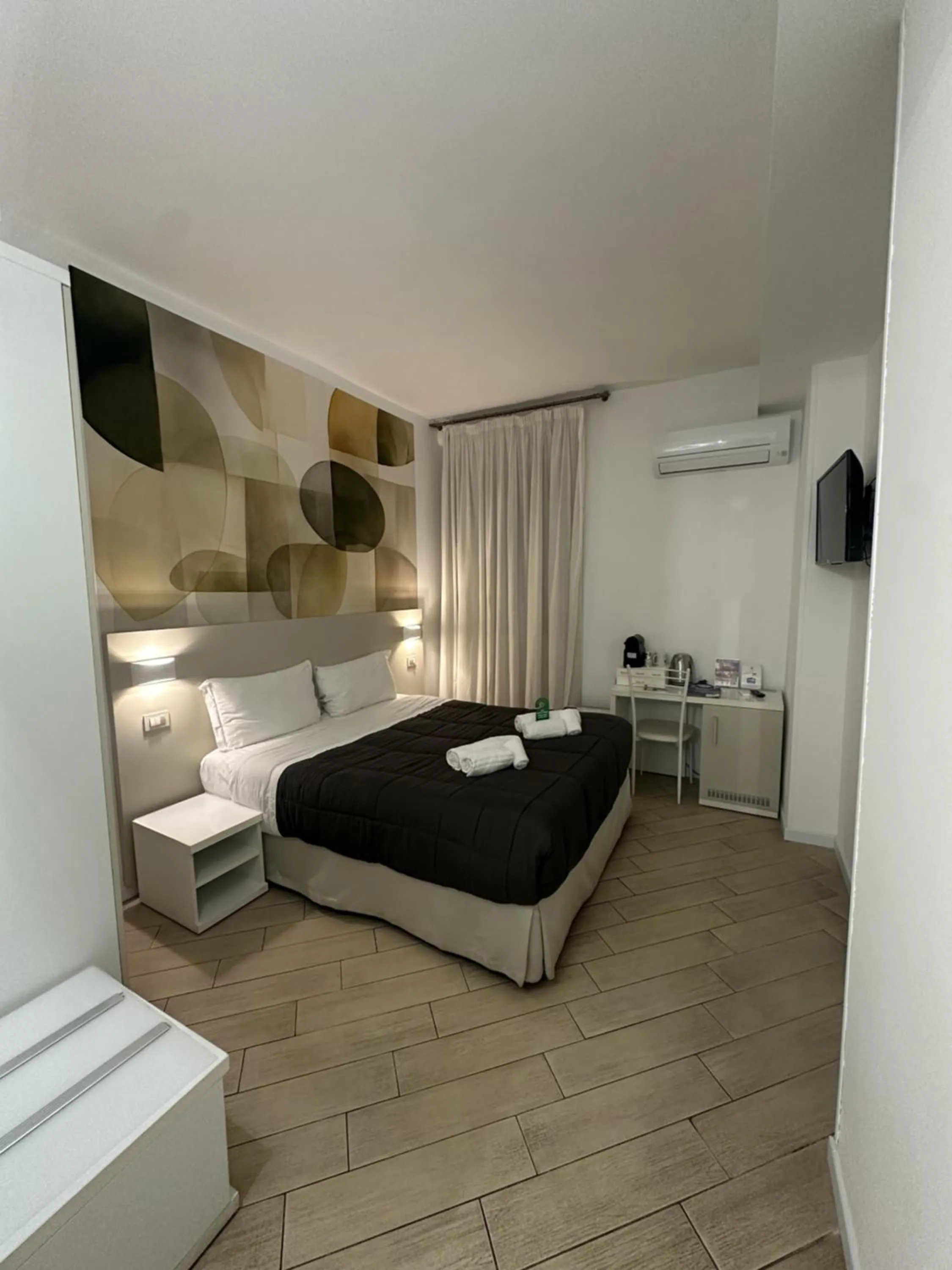 Bedroom, Bed in B&B A Picture of Rome