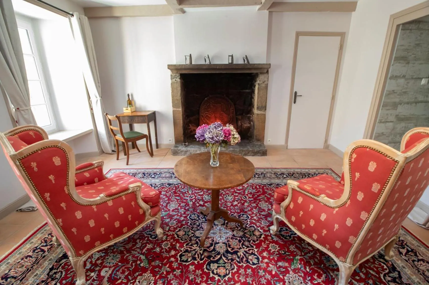 Seating area in Manoir de Penn Lann