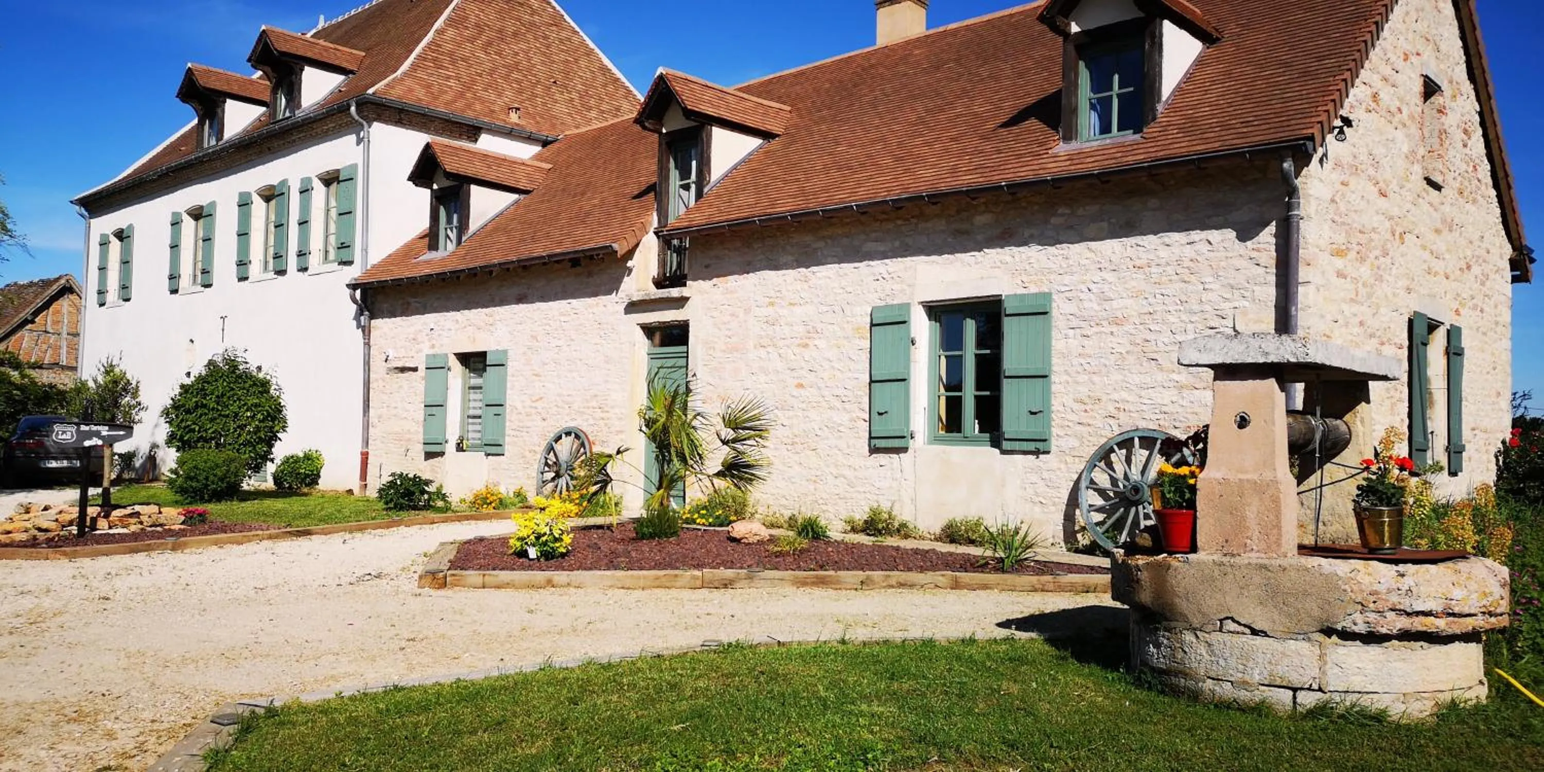 Property building in L'ETAP'CORTELINE