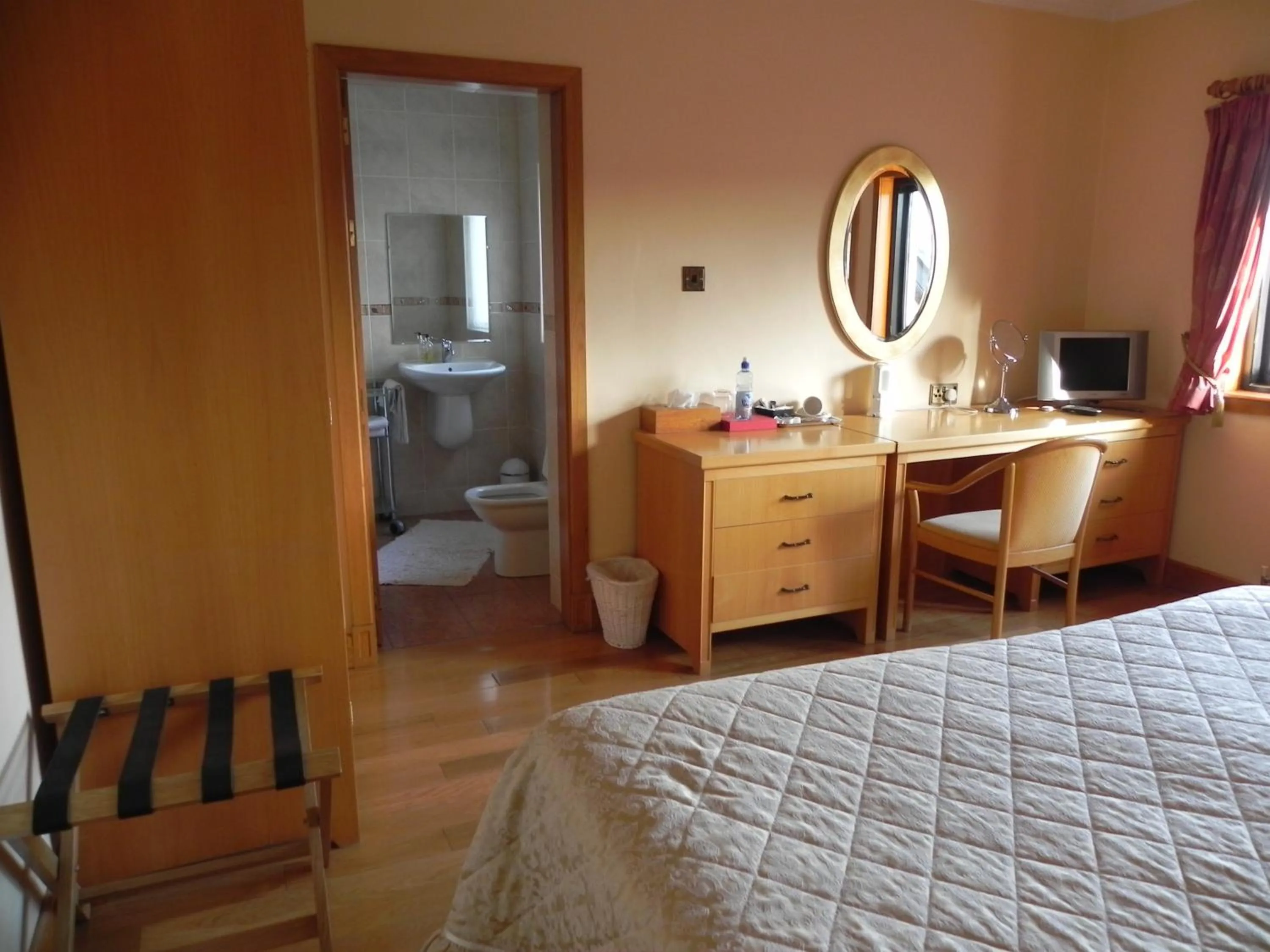 Bed in Shelmalier House