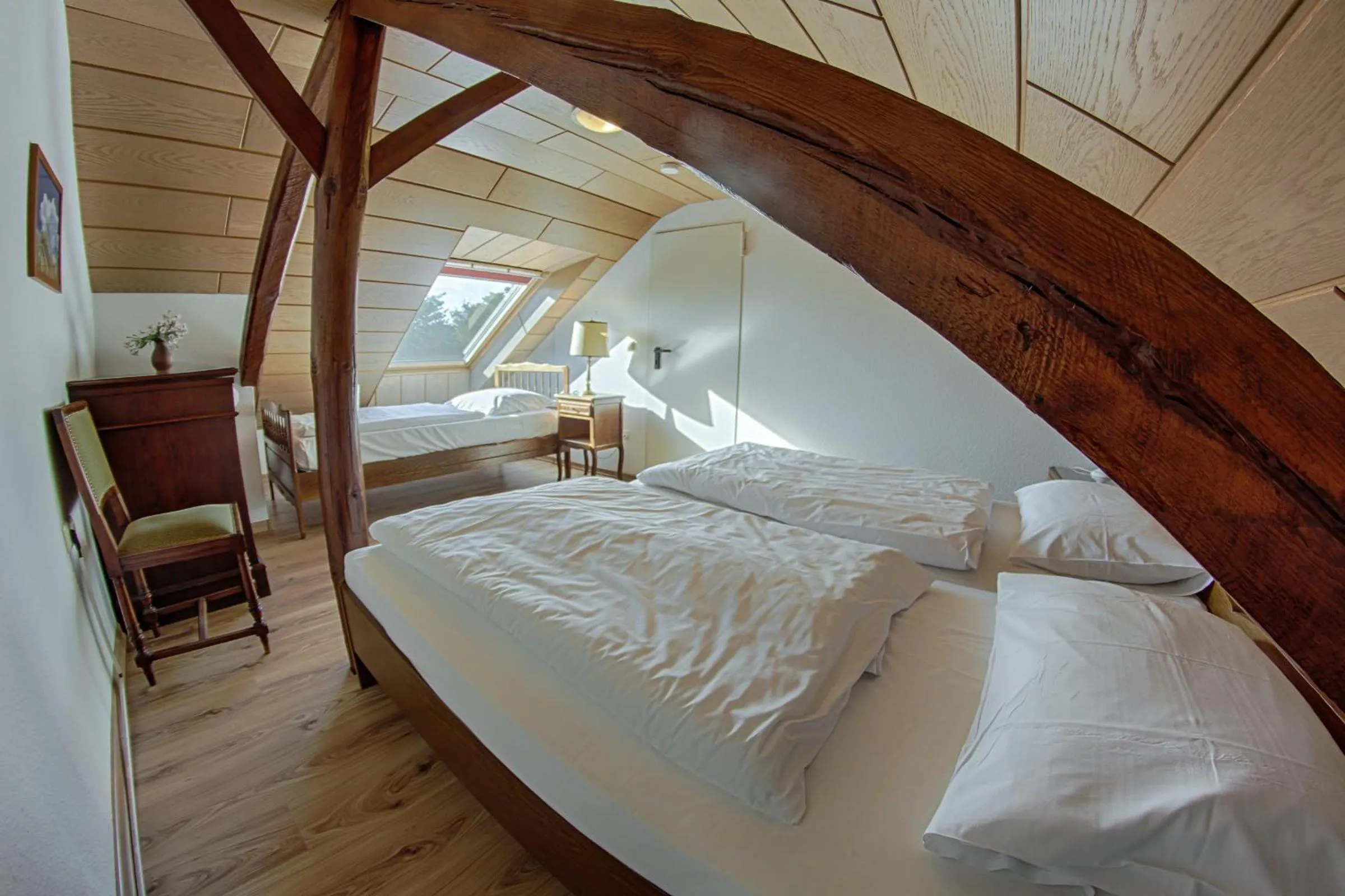 Photo of the whole room, Bed in Landhaus Göddertzhof