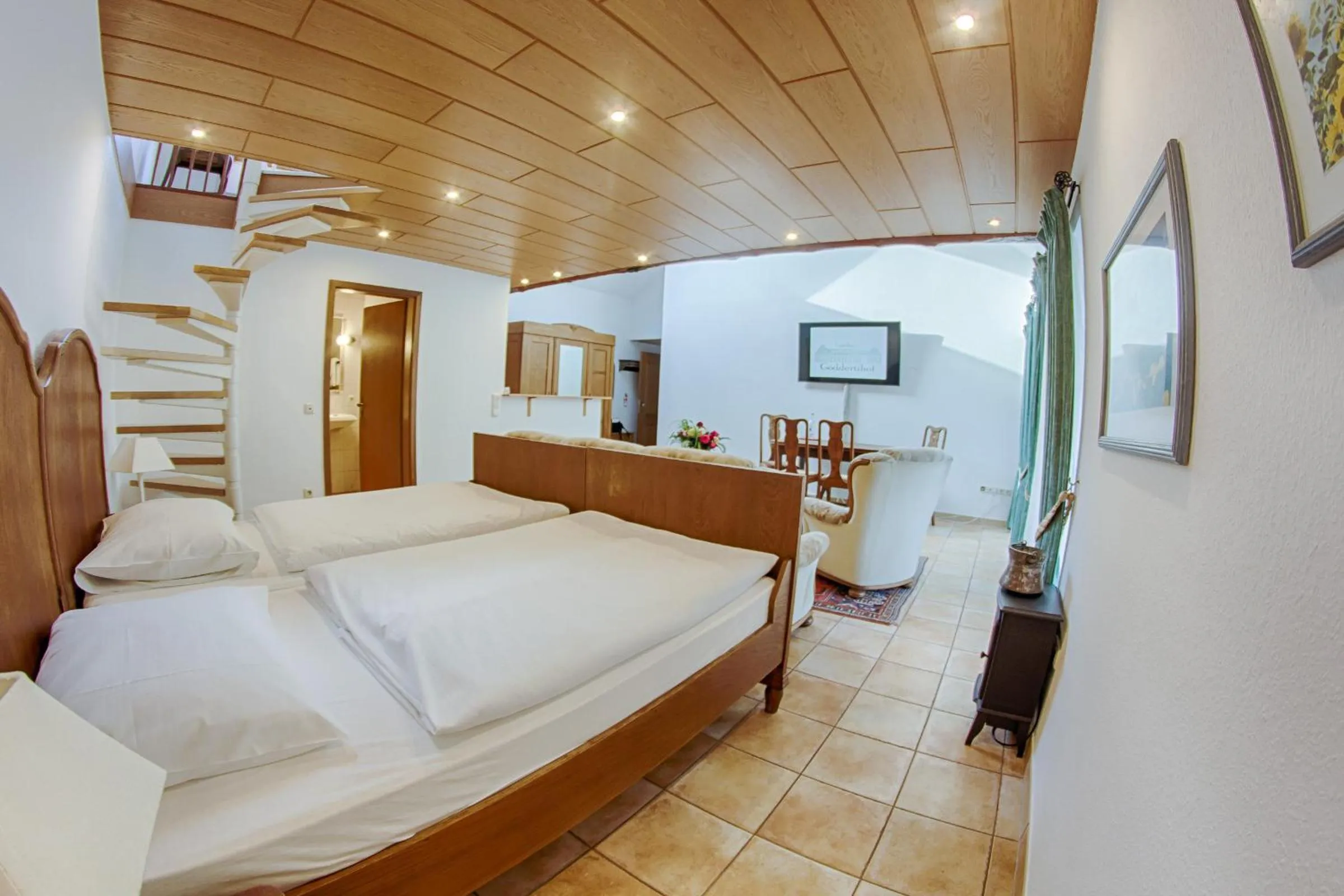 Photo of the whole room, Bed in Landhaus Göddertzhof