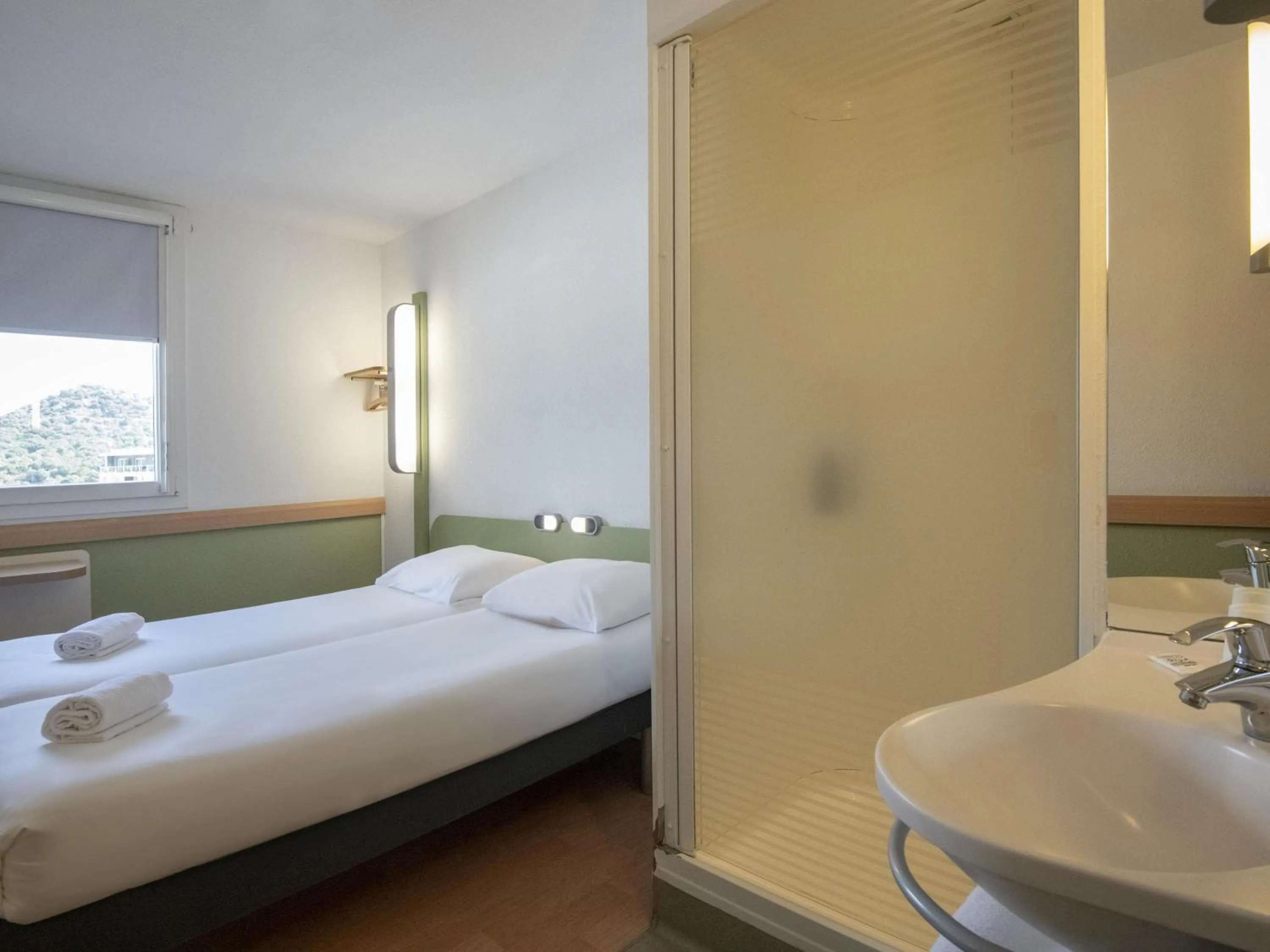 Bedroom, Bed in ibis budget Ajaccio