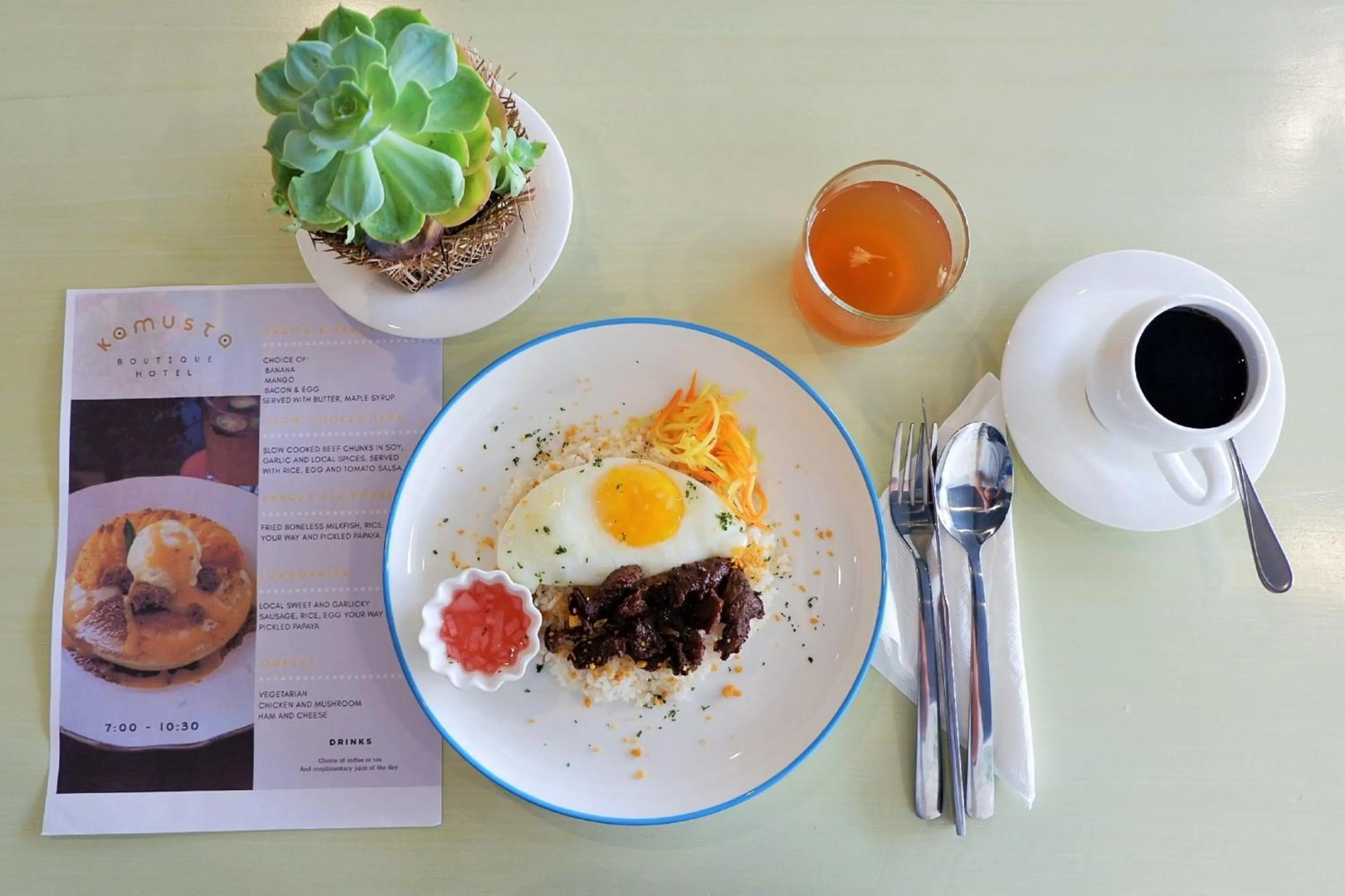 Food and drinks in Kamusta Boutique Hotel