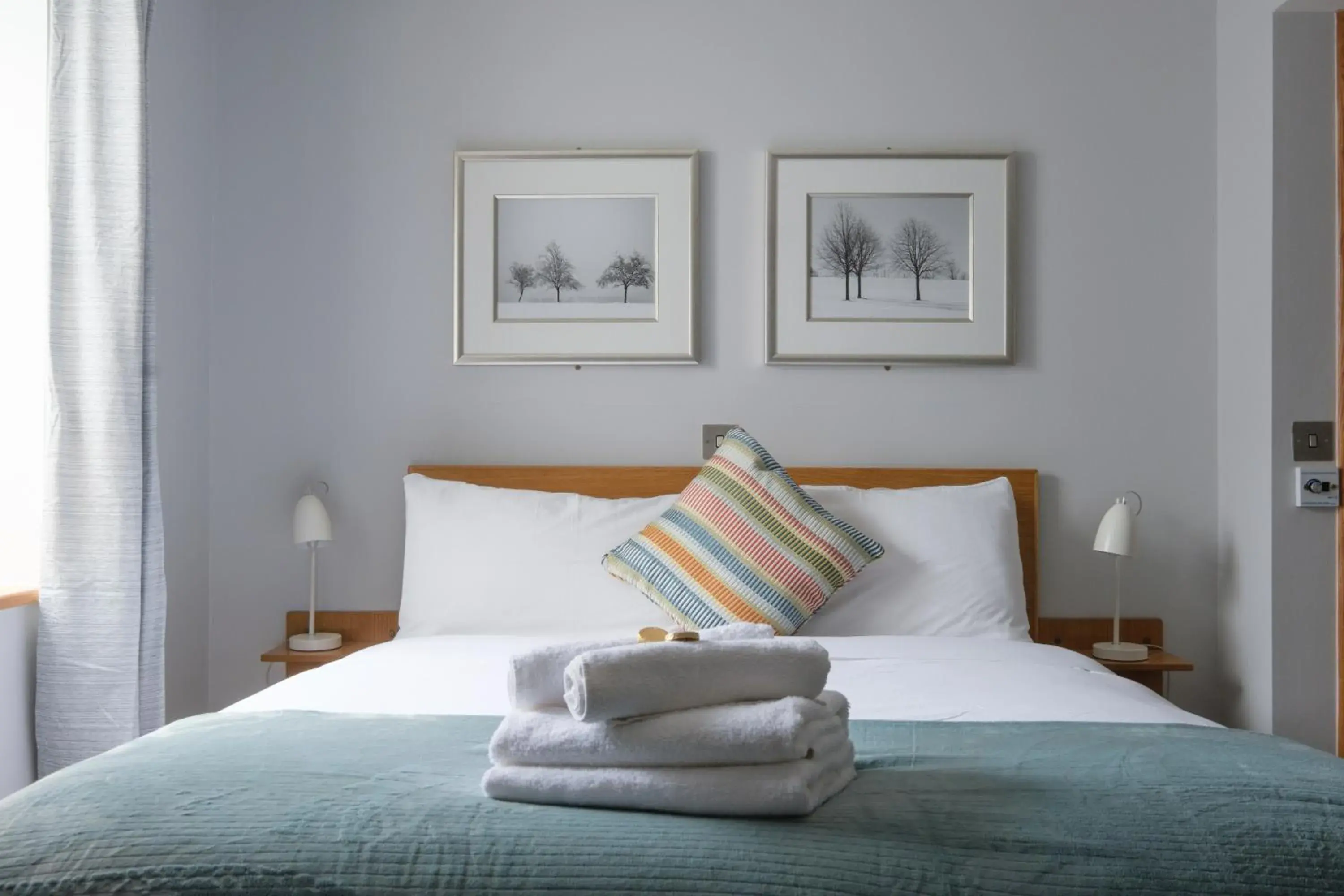 Superior Quad Room in The Eyre Square Townhouse Superior Quad Room in The Eyre Square Townhouse