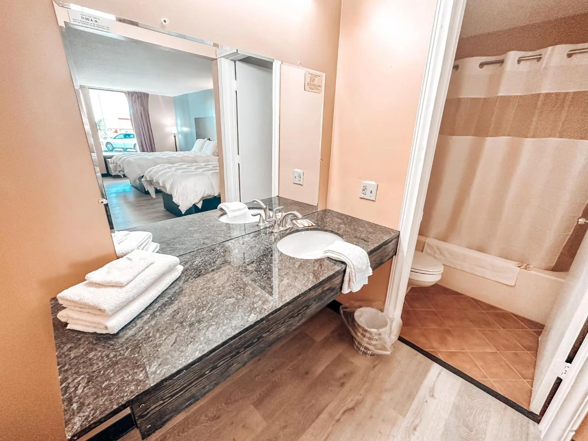 Bedroom in Laker Inn