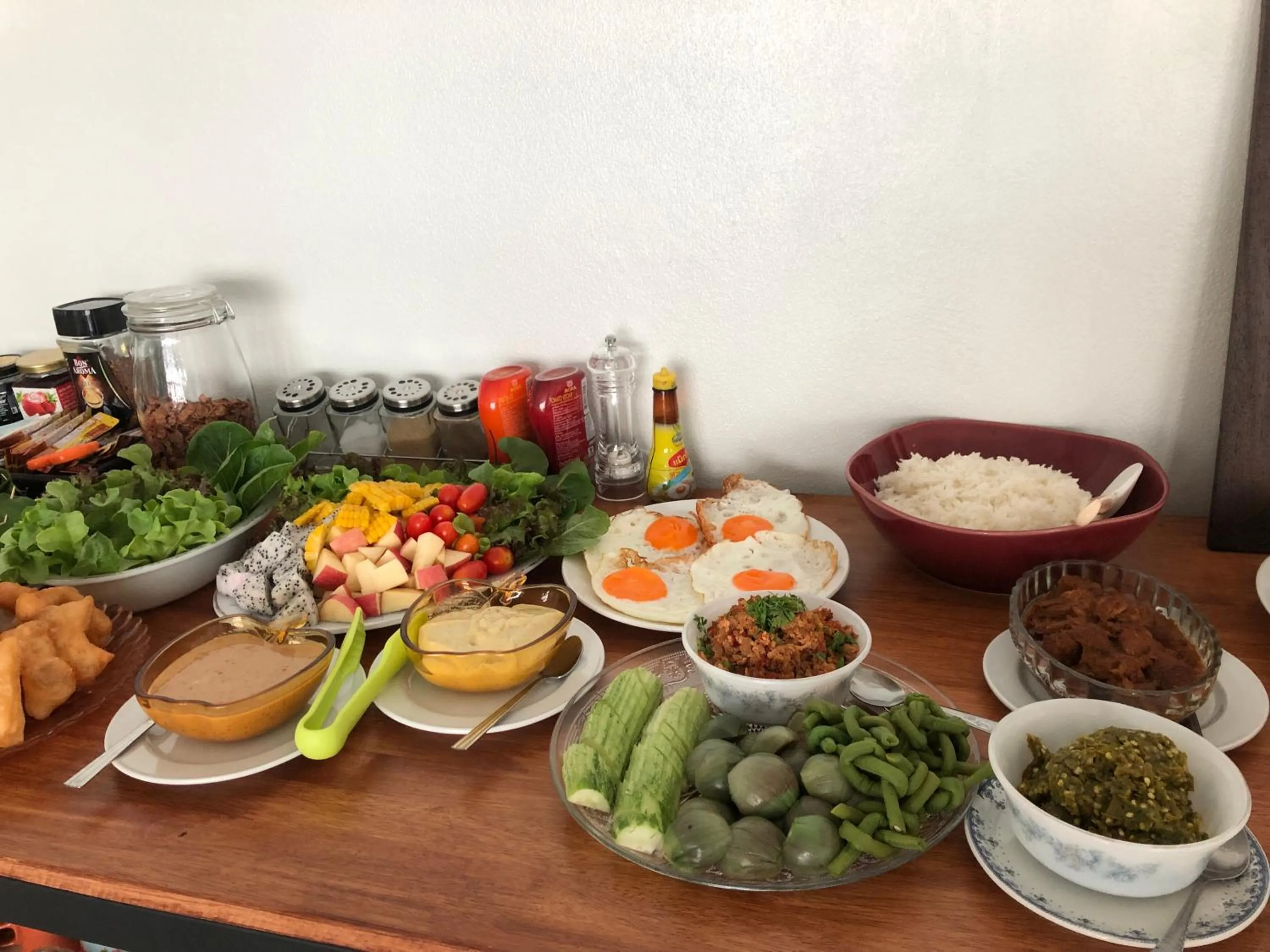 Food in Richmond Nan Hotel