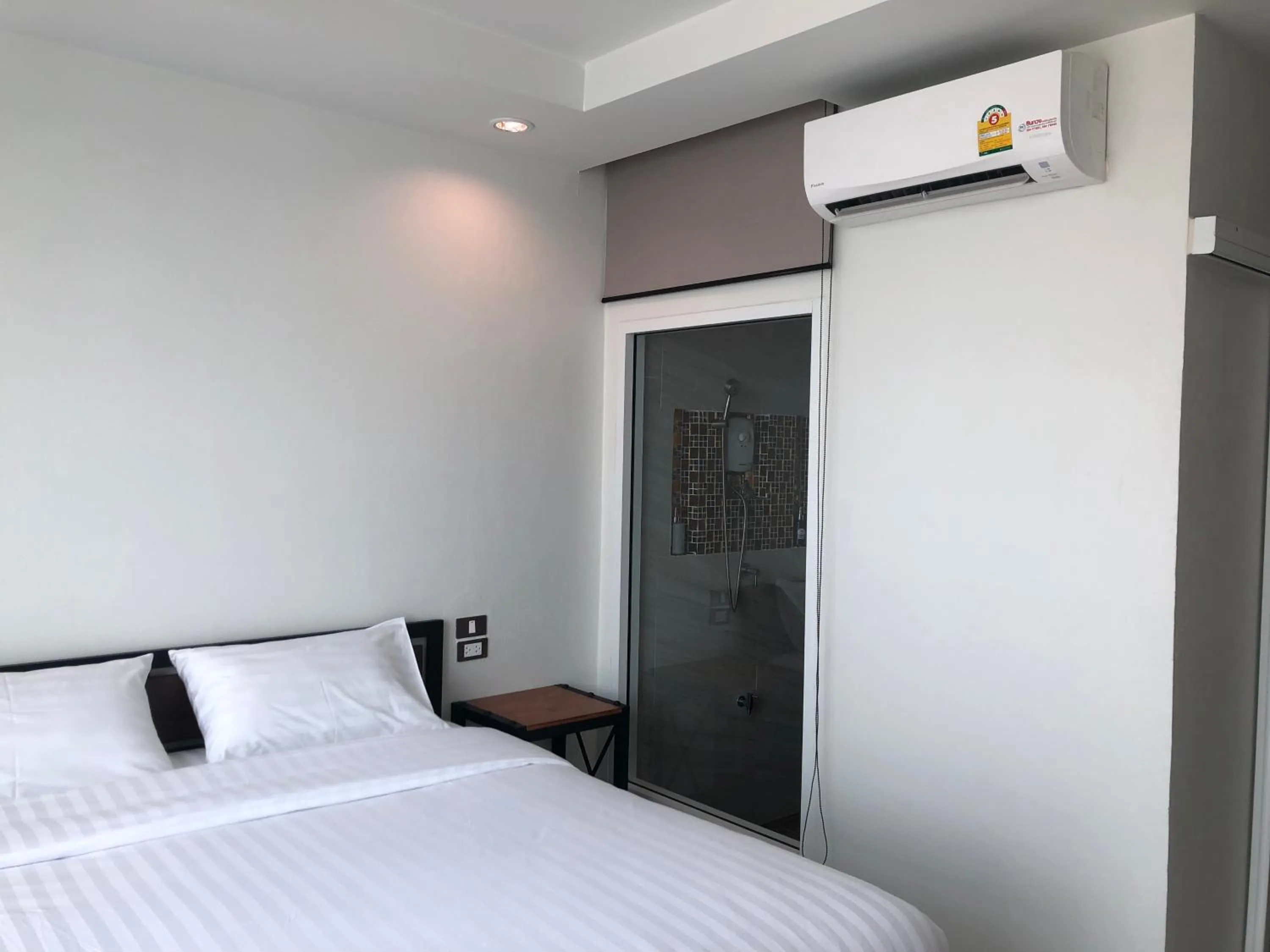 Bed in Richmond Nan Hotel