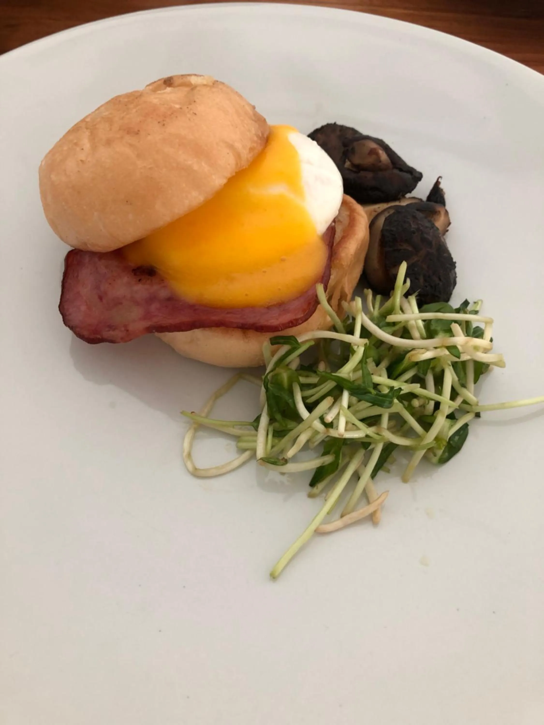 Food and drinks in Richmond Nan Hotel