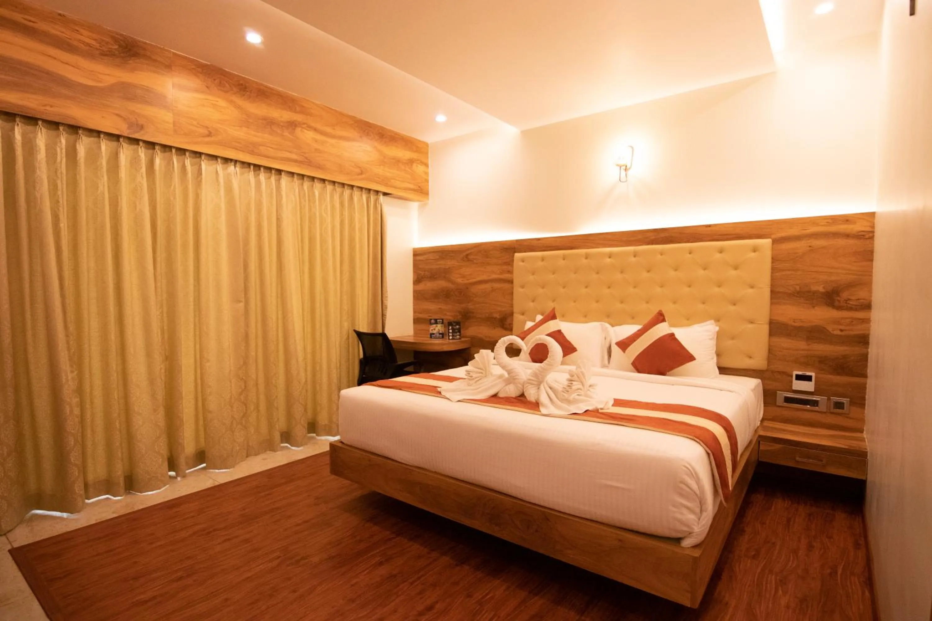 Bed in Royal Lotus View Resotel