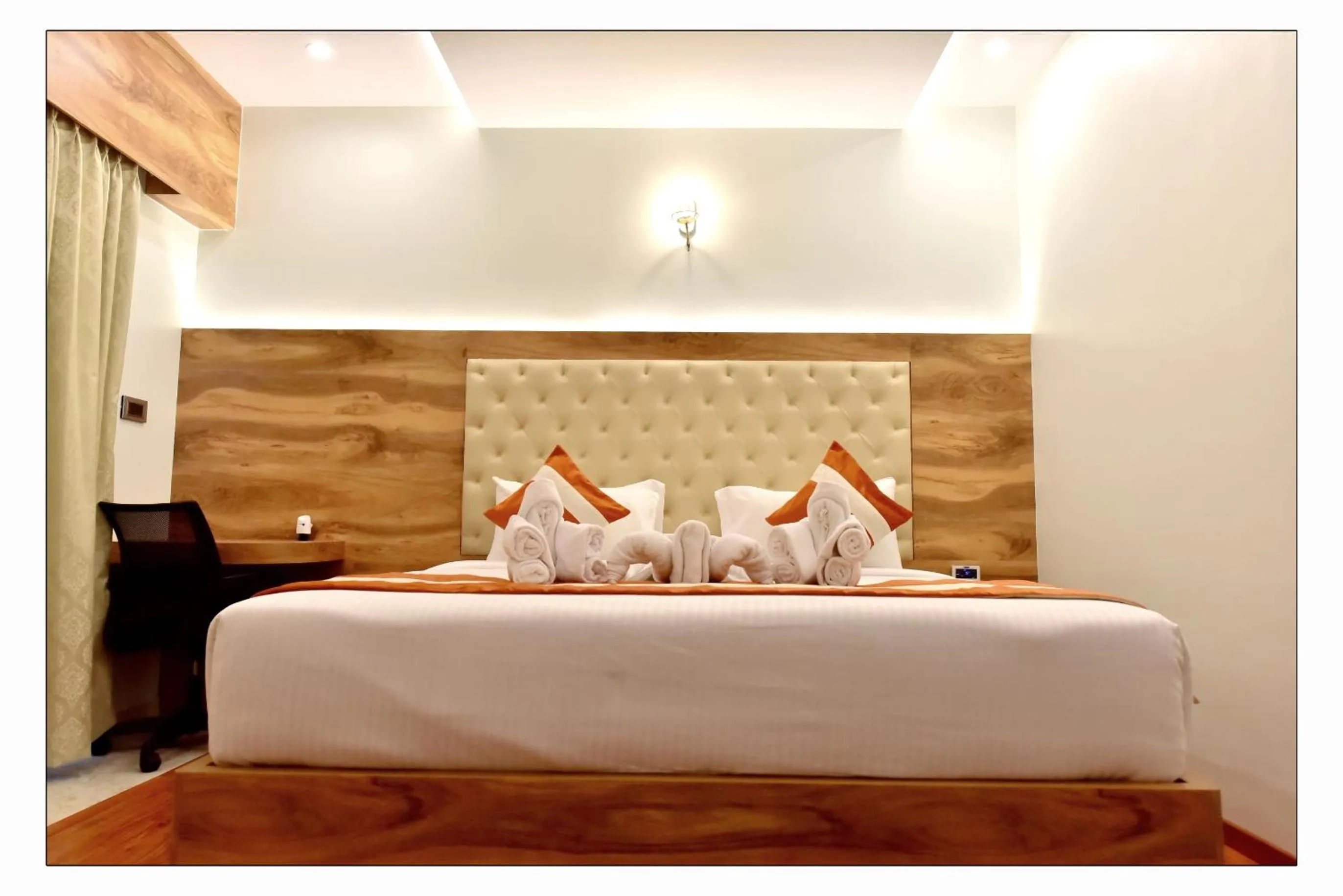 Bed in Royal Lotus View Resotel