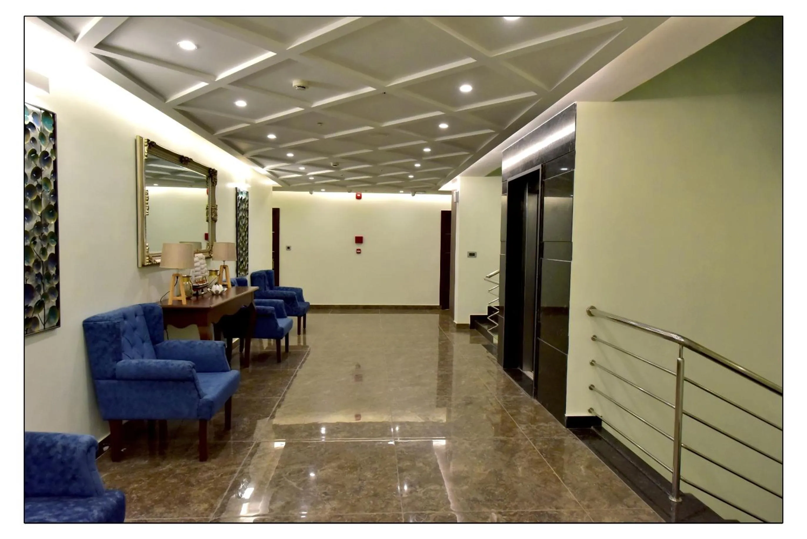 Lobby or reception in Royal Lotus View Resotel