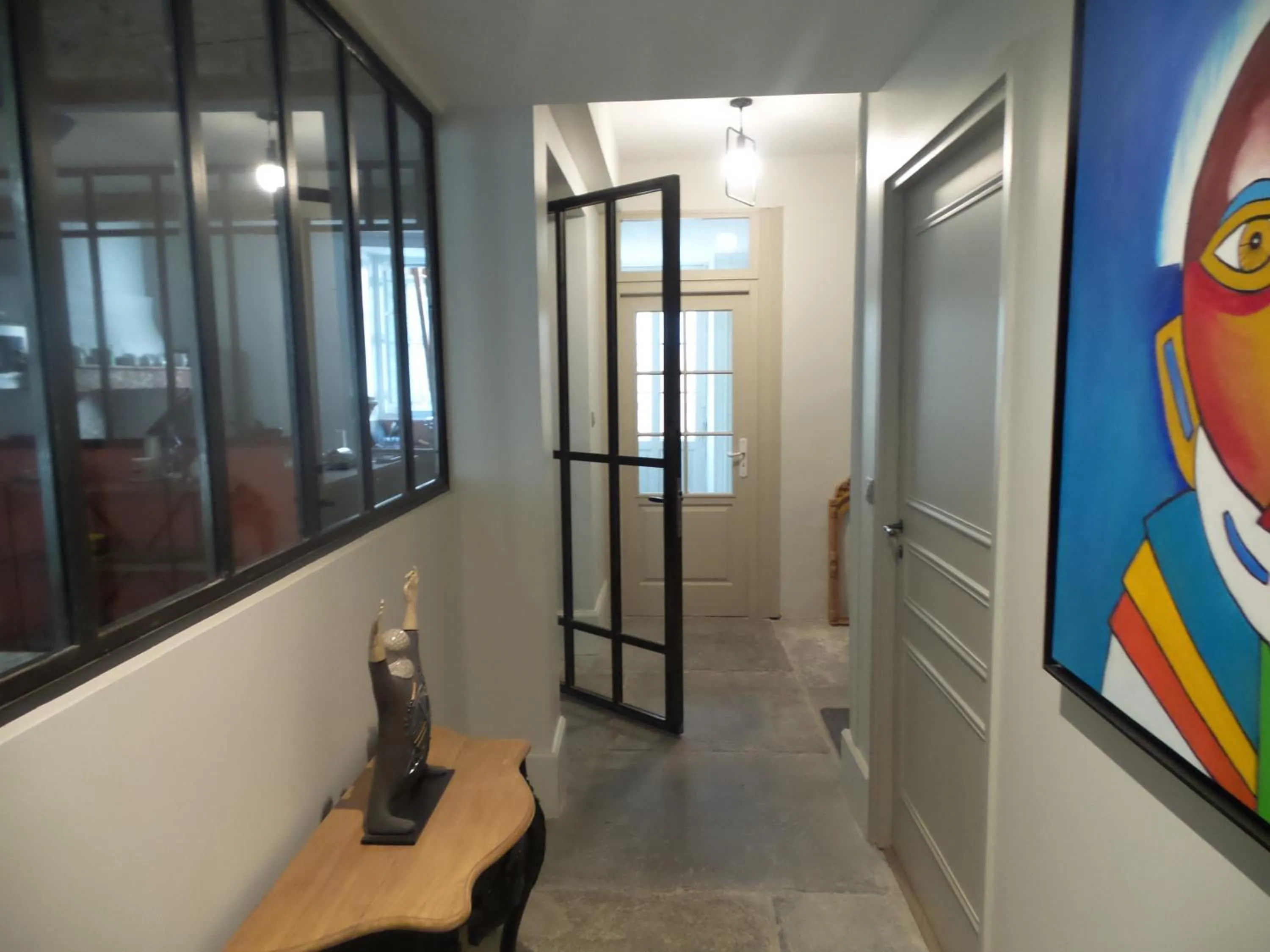 Lobby or reception in LA COUR CARREE - chambres d'hôtes