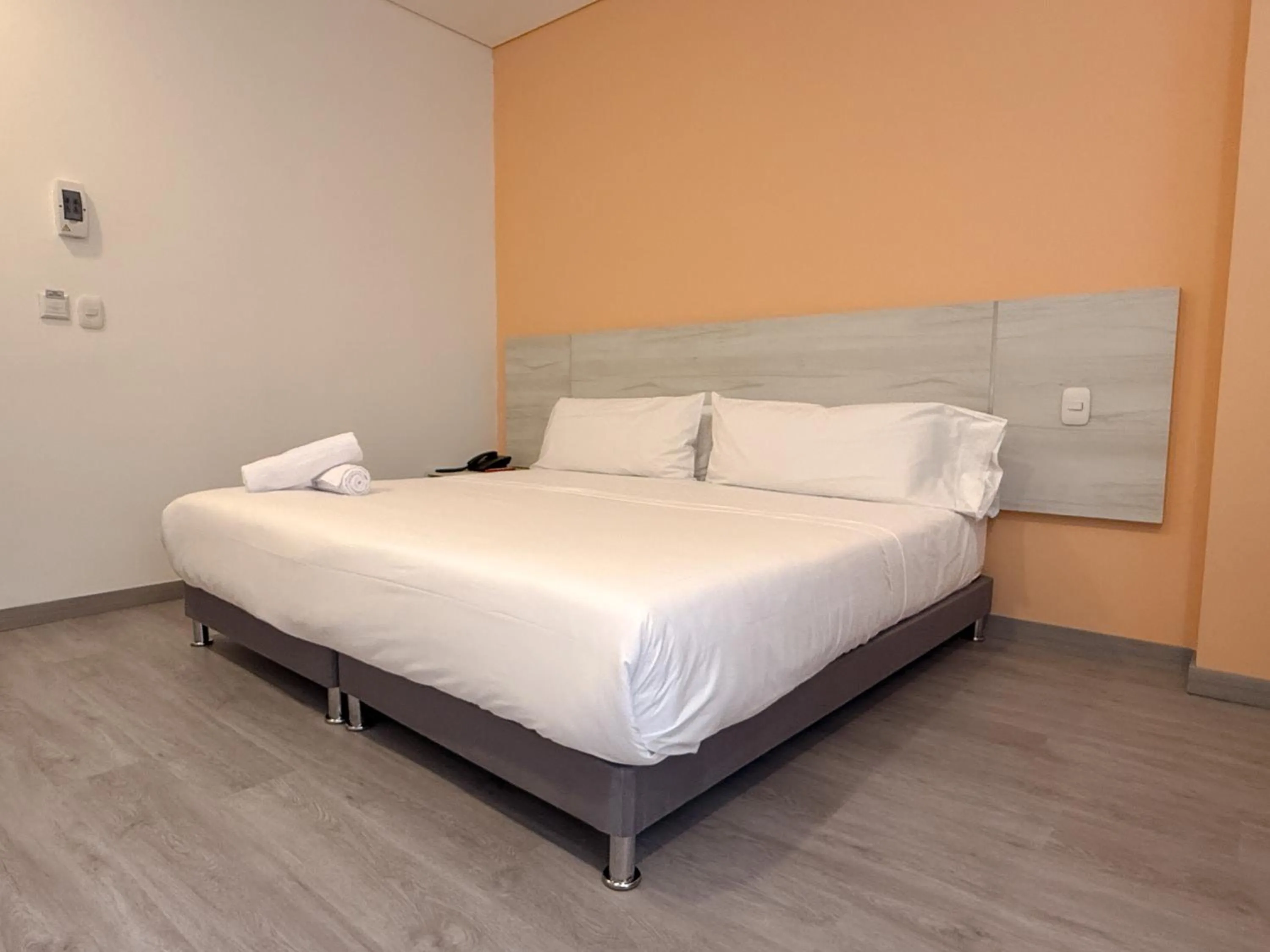 Bed in Hotel Apartamentos Regency La Feria