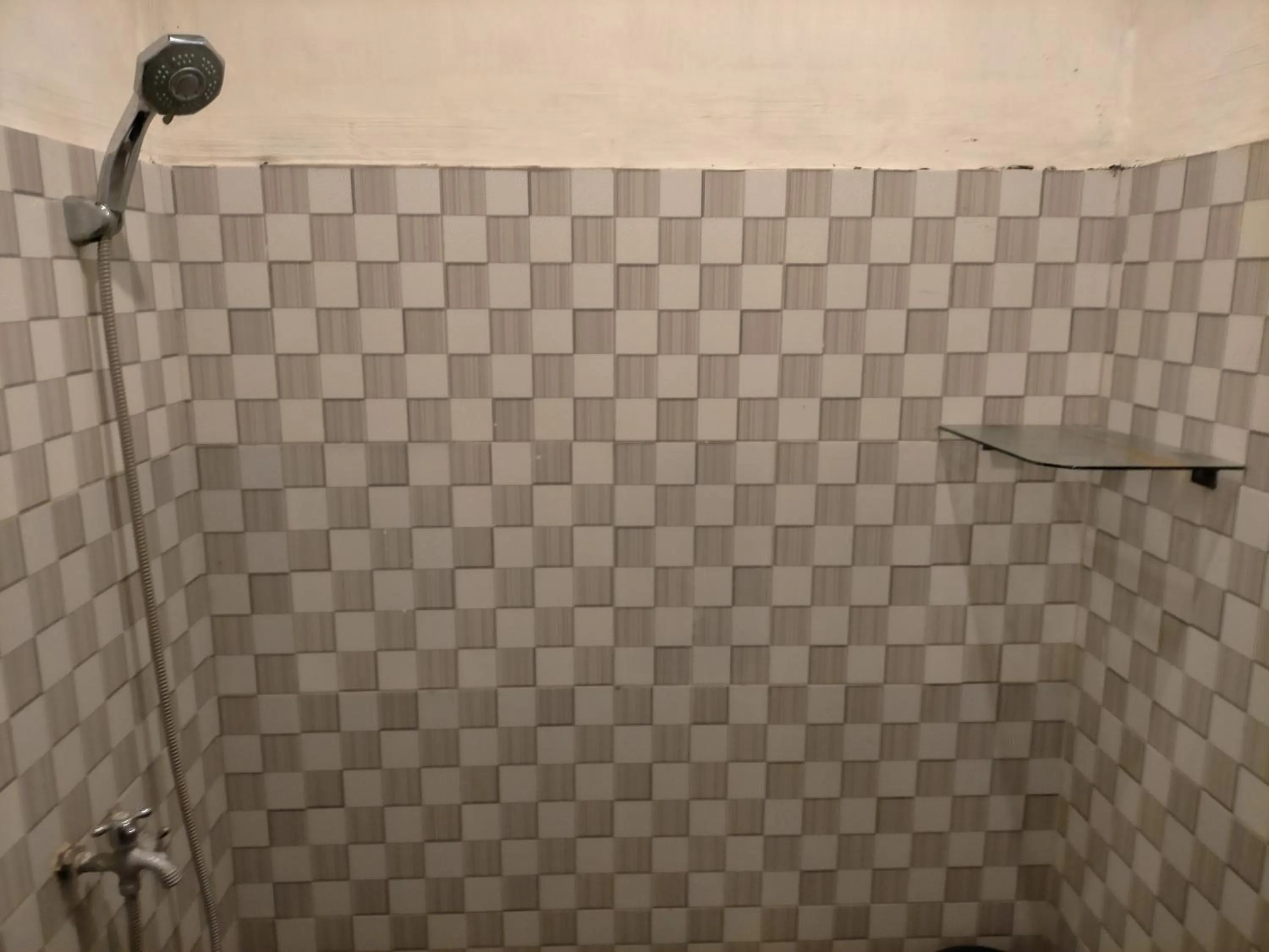 Bathroom in Cheap Inn Banyuwangi