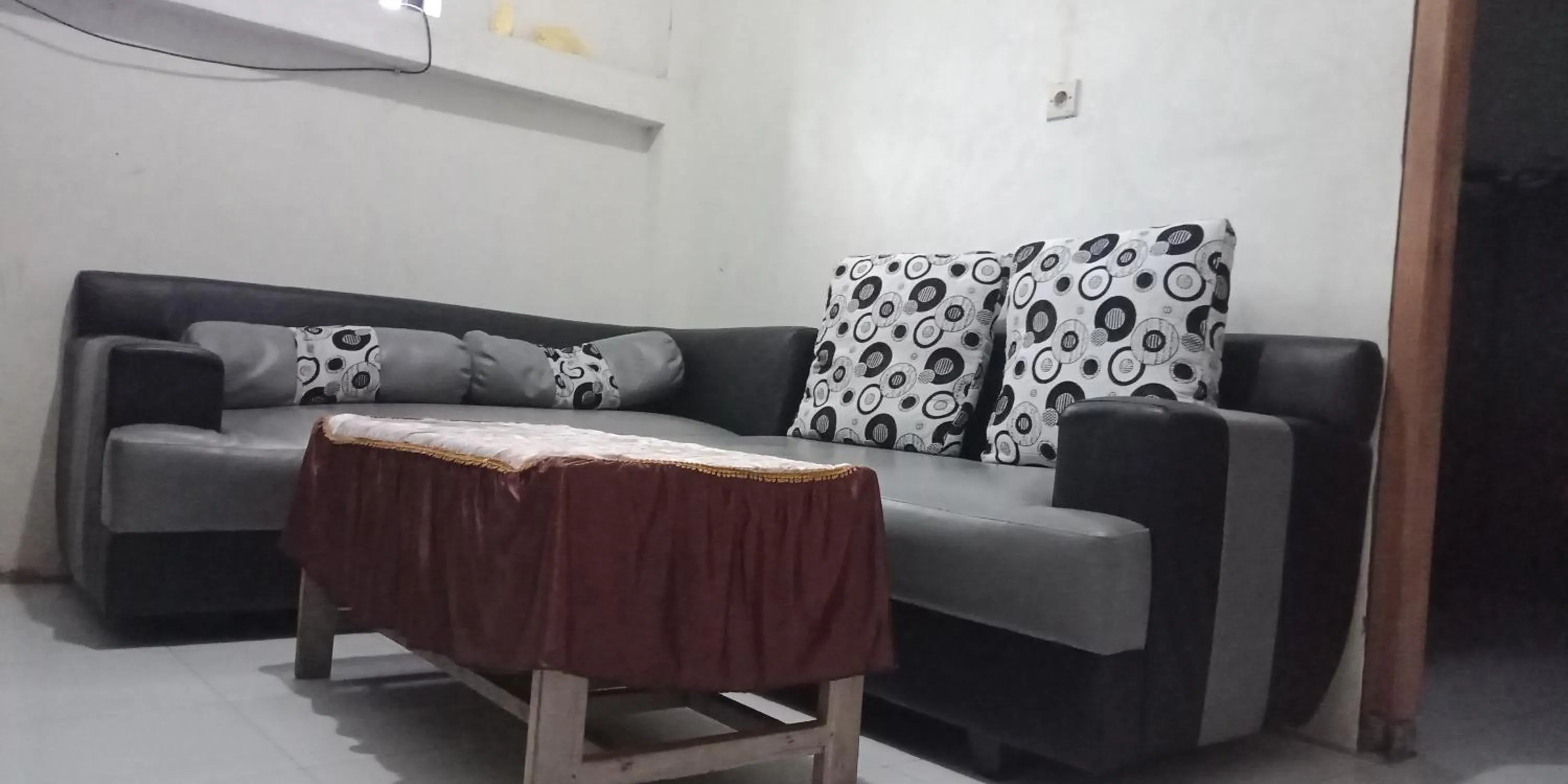 Seating area in Cheap Inn Banyuwangi