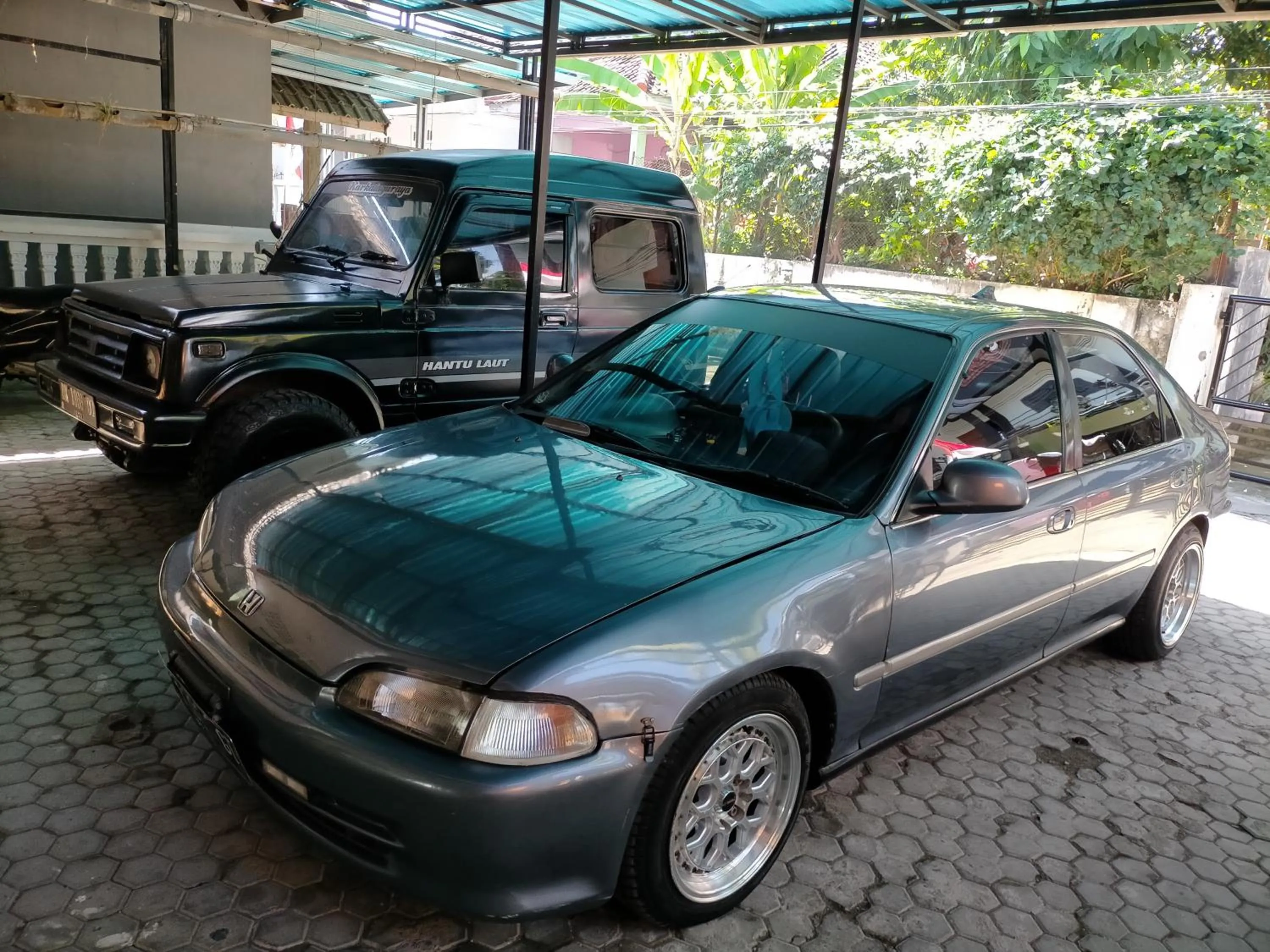 Parking in Cheap Inn Banyuwangi