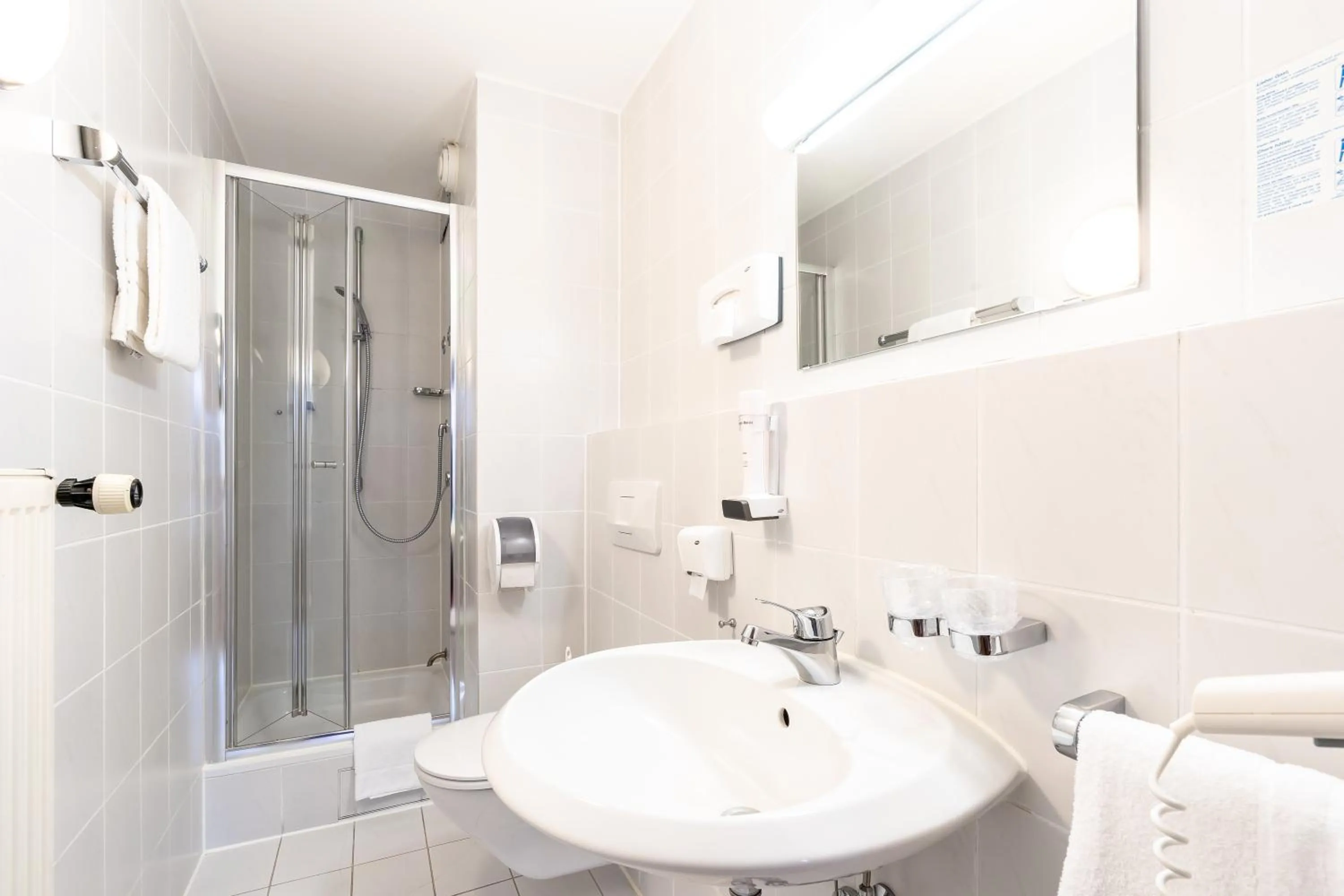 Bathroom in Hotel Hölzer Bräu by Lehmann Hotels