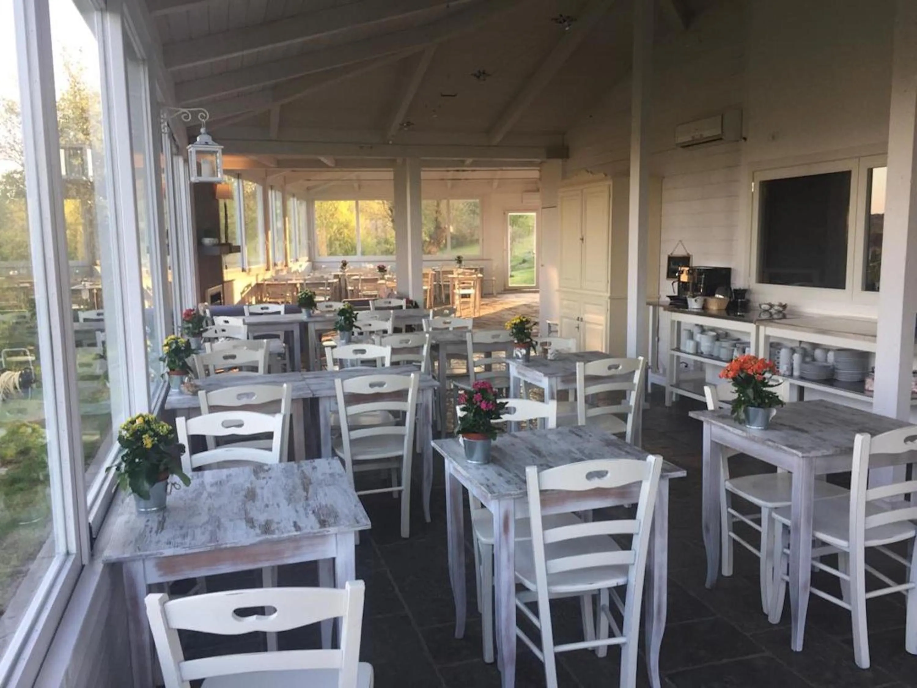 Restaurant/places to eat in Casale Cardini