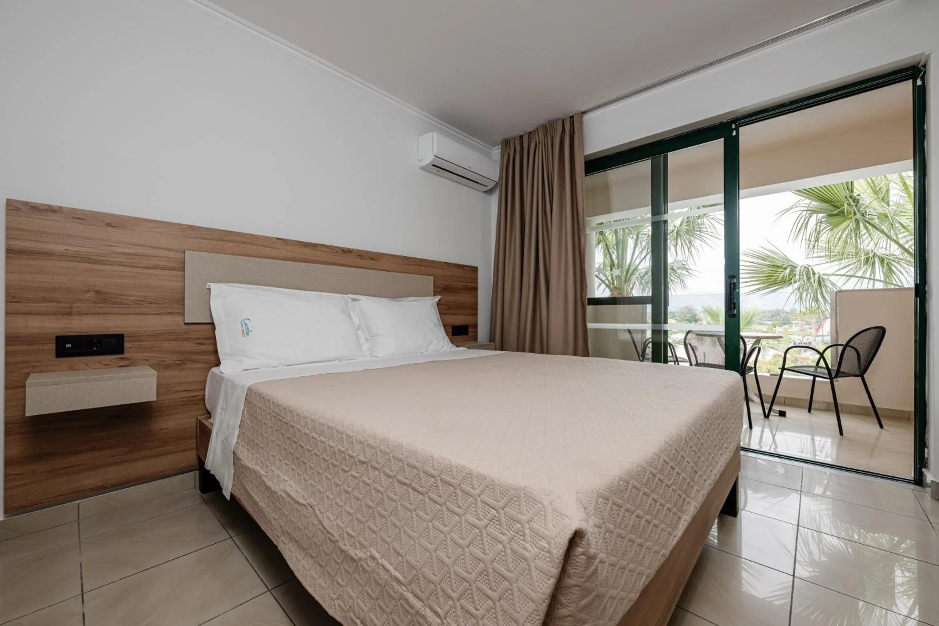 Bed in Caretta Beach Resort & WaterPark