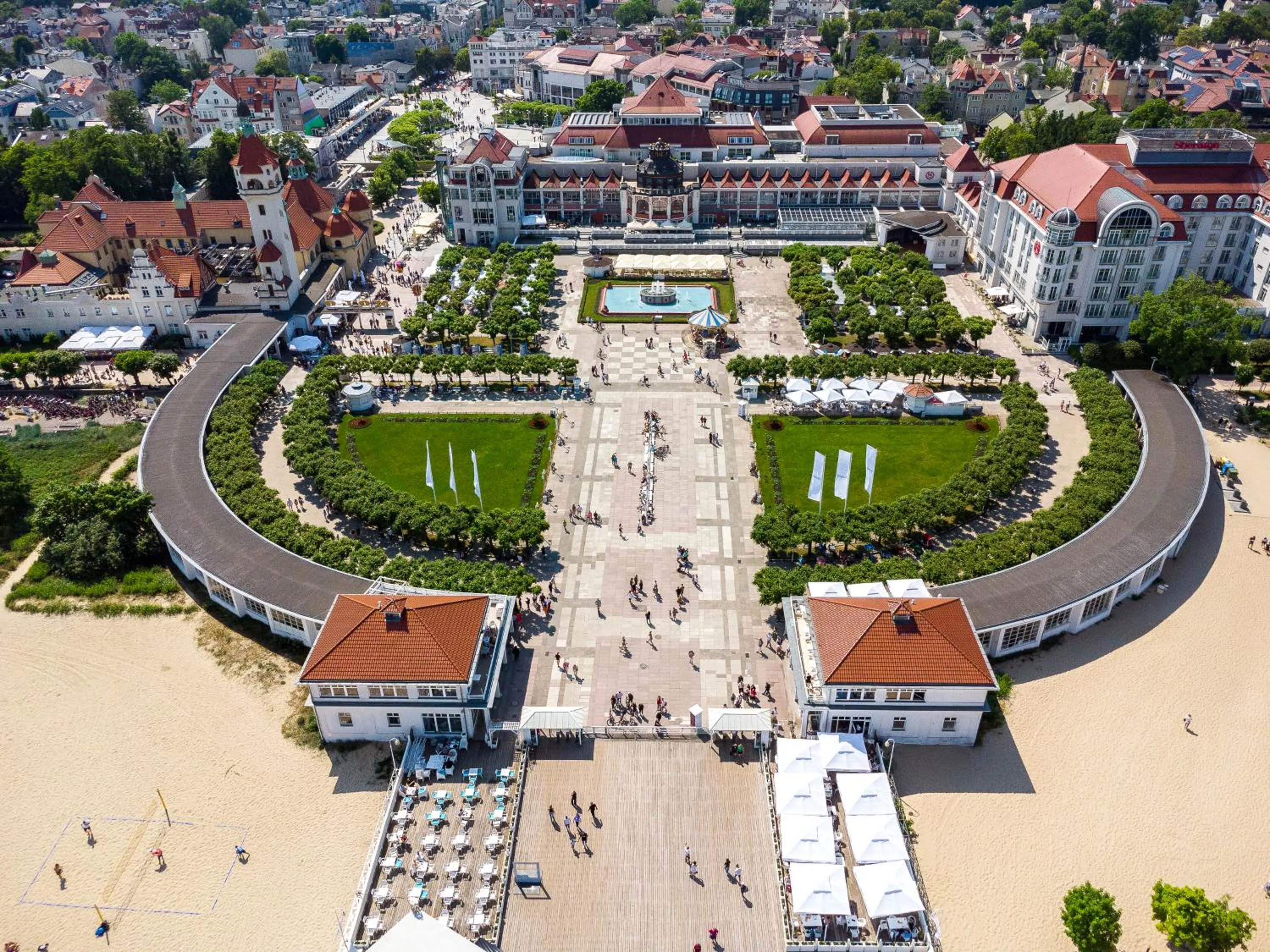 Nearby landmark in SeaSide Sopot - butikowe noclegi przy plaży
