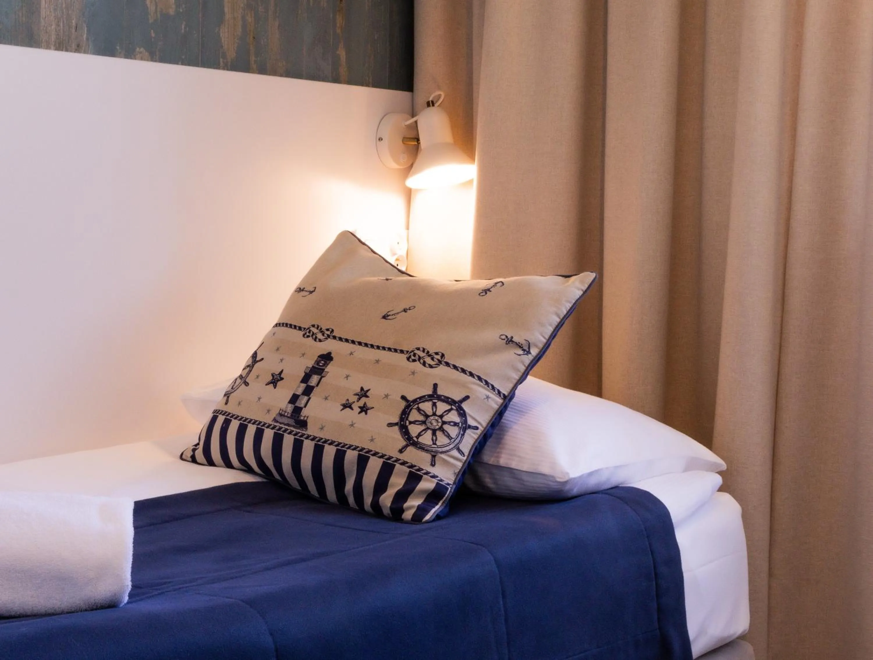 Bed in SeaSide Sopot - butikowe noclegi przy plaży