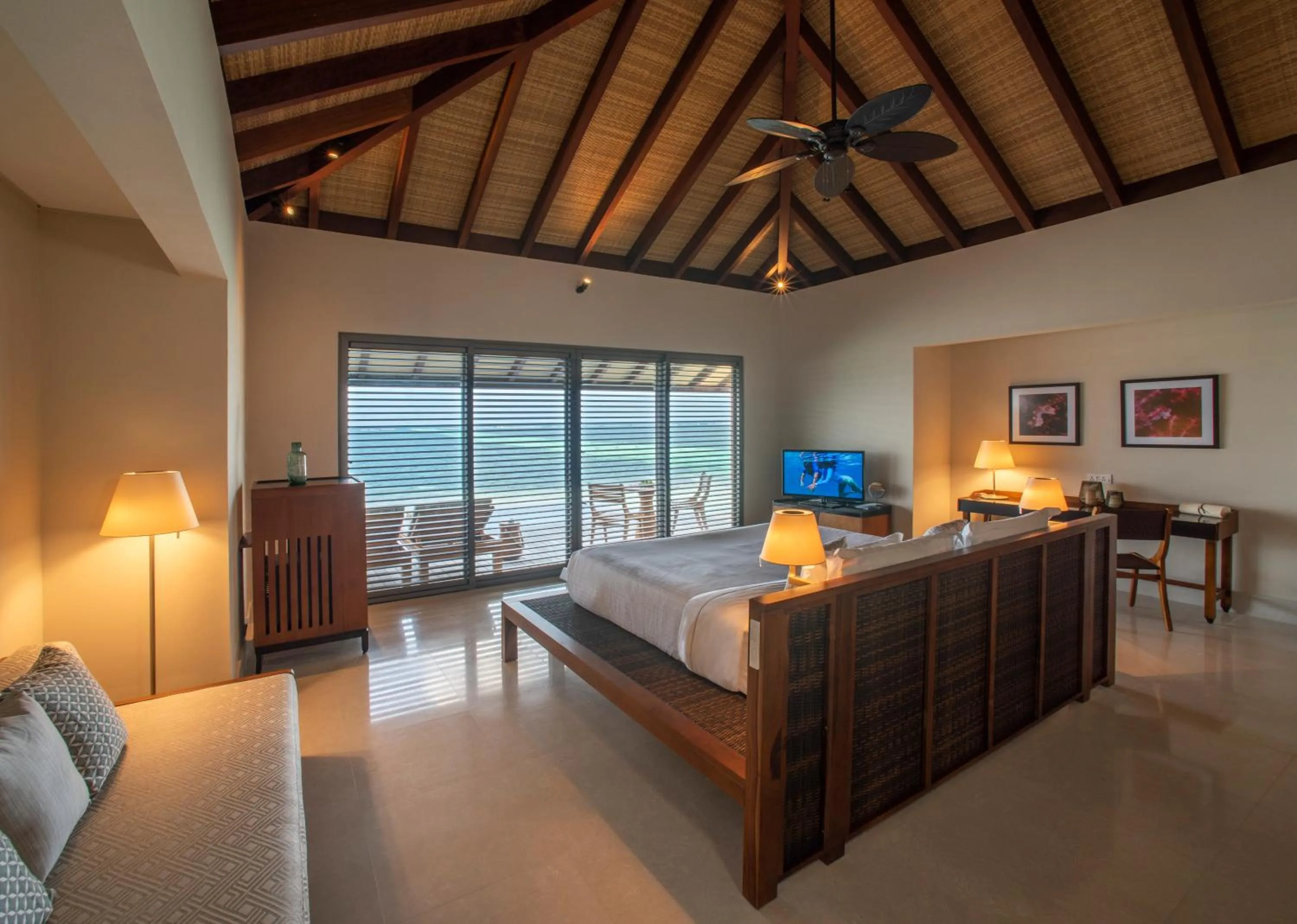 Photo of the whole room, Bed in The Residence Maldives at Dhigurah