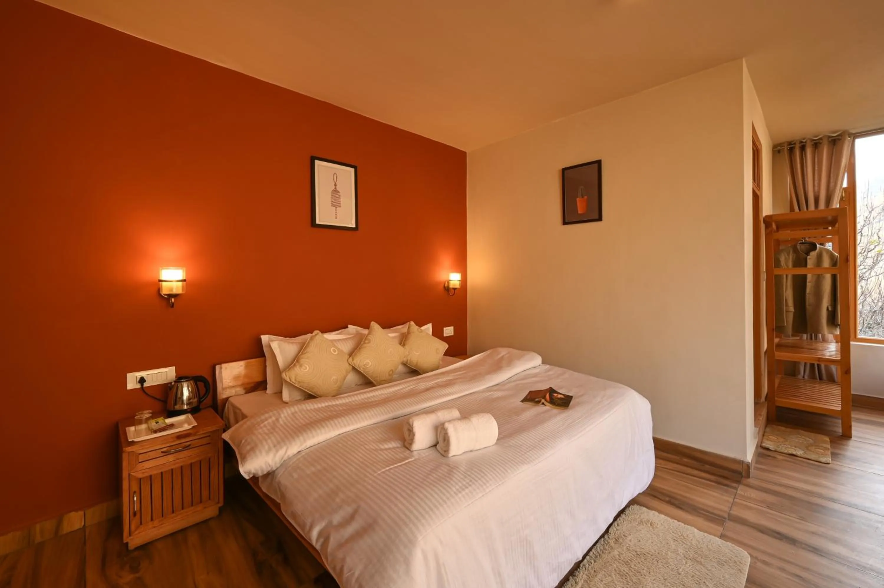 Bed in Zostel Dobhi, Manali