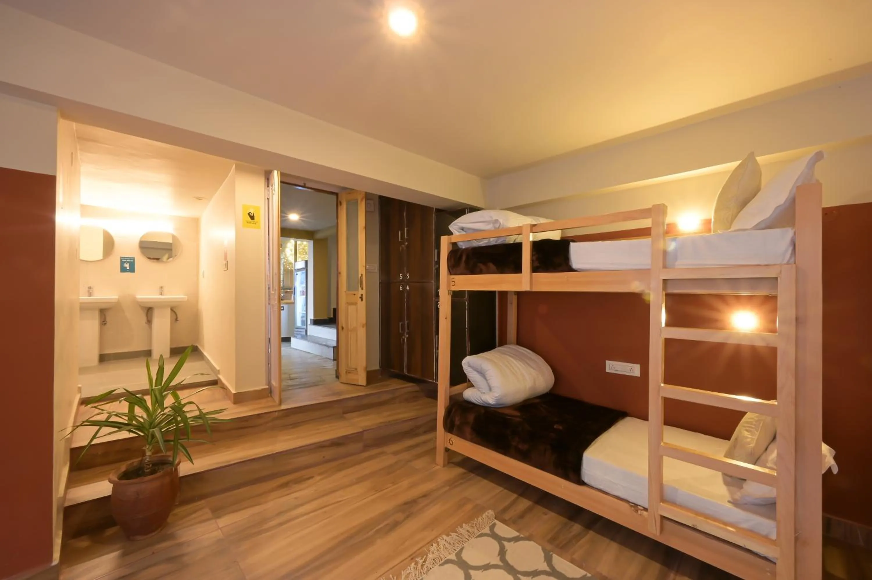 Bedroom, Bed in Zostel Dobhi, Manali