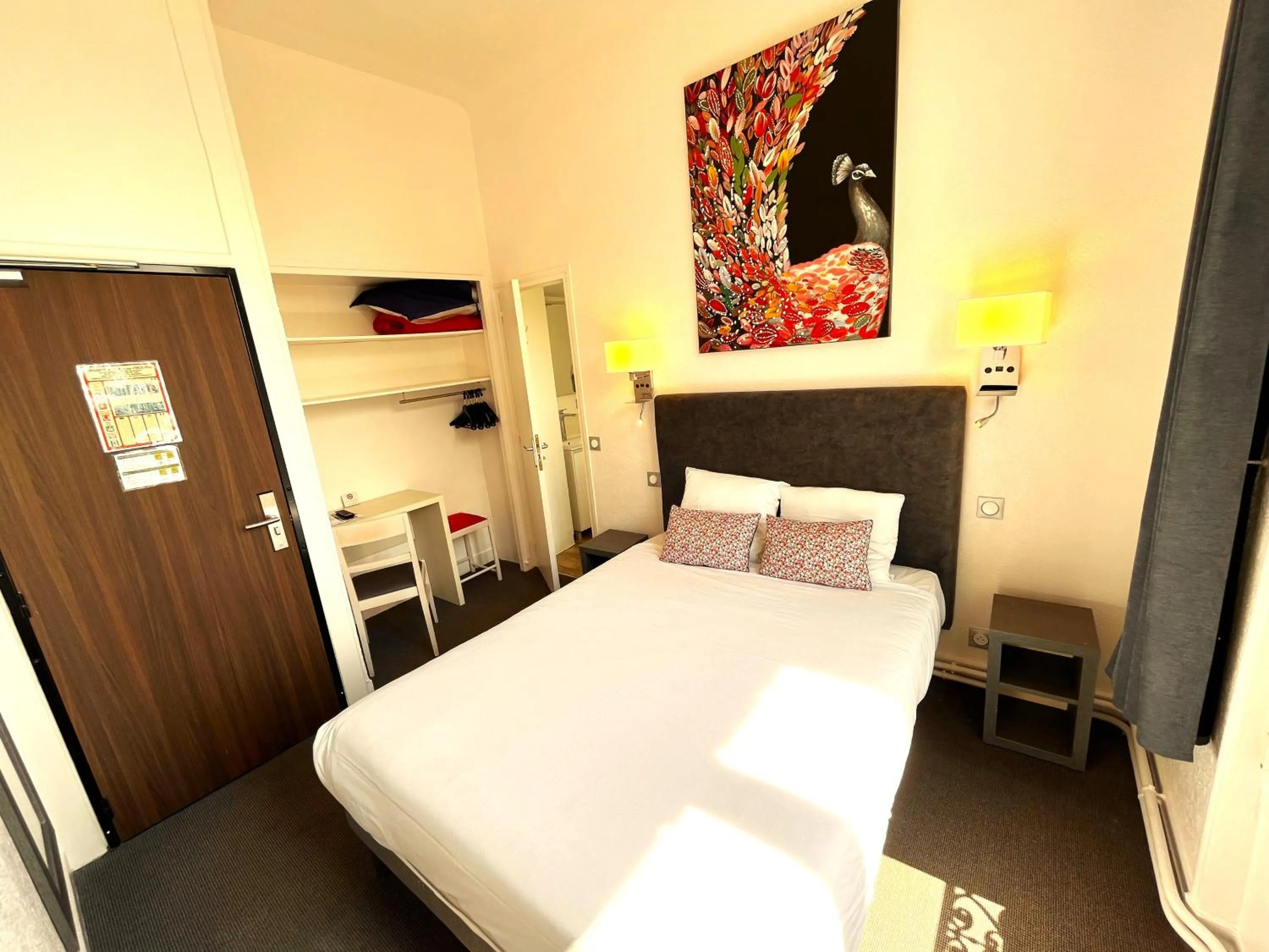 Photo of the whole room, Bed in La Villa Andry