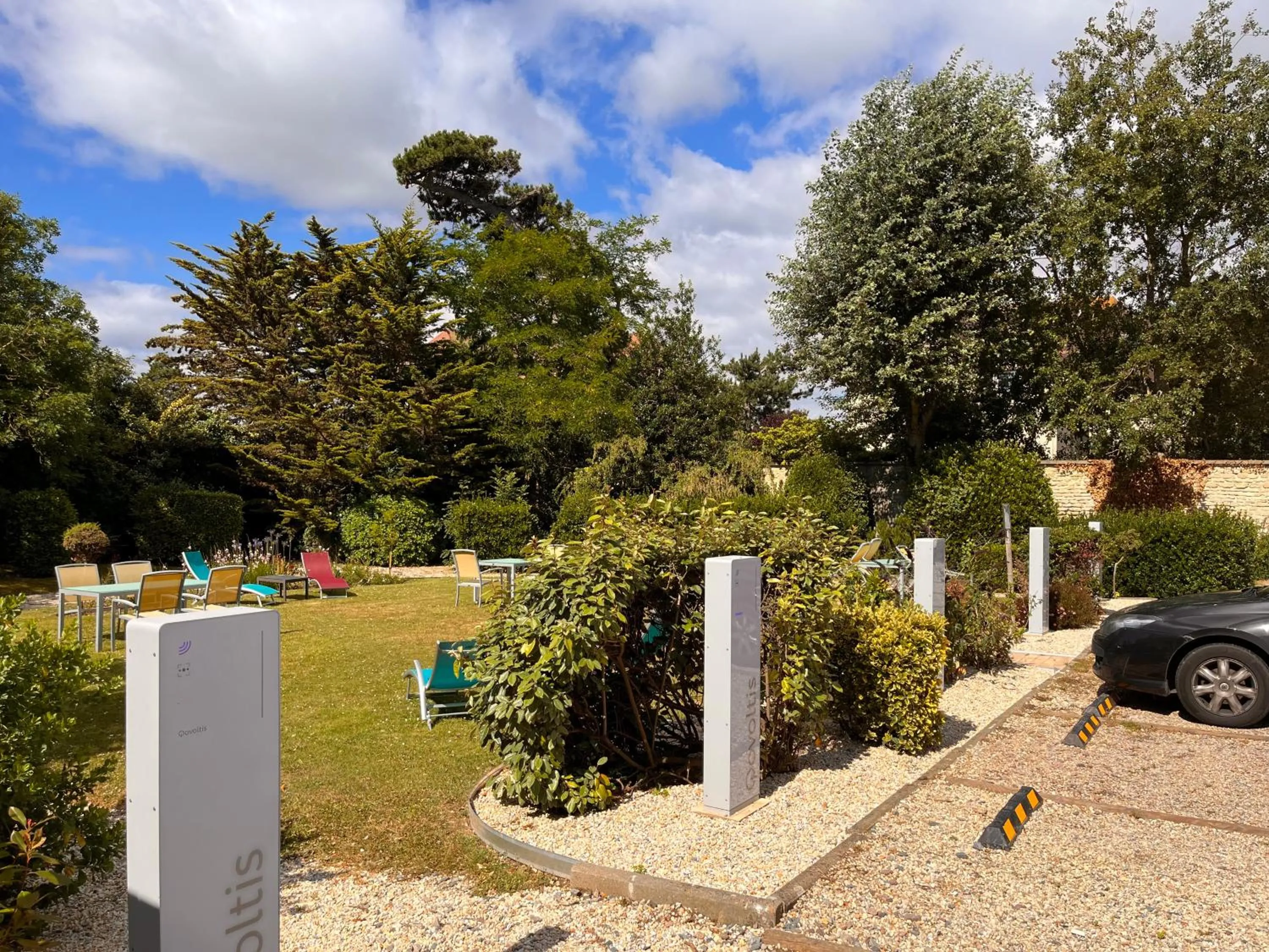 Parking in La Villa Andry