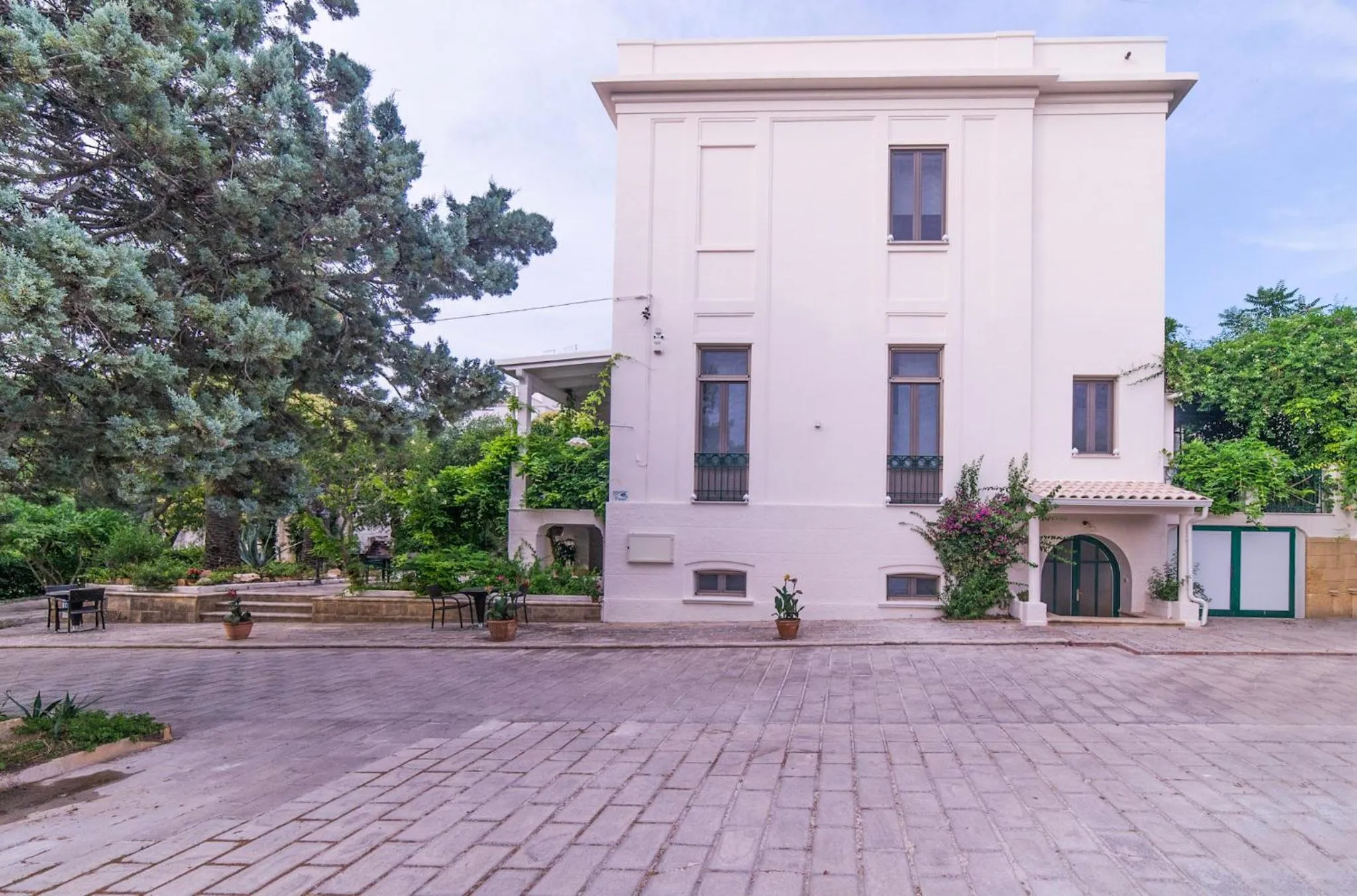 Property building in Villa Dea