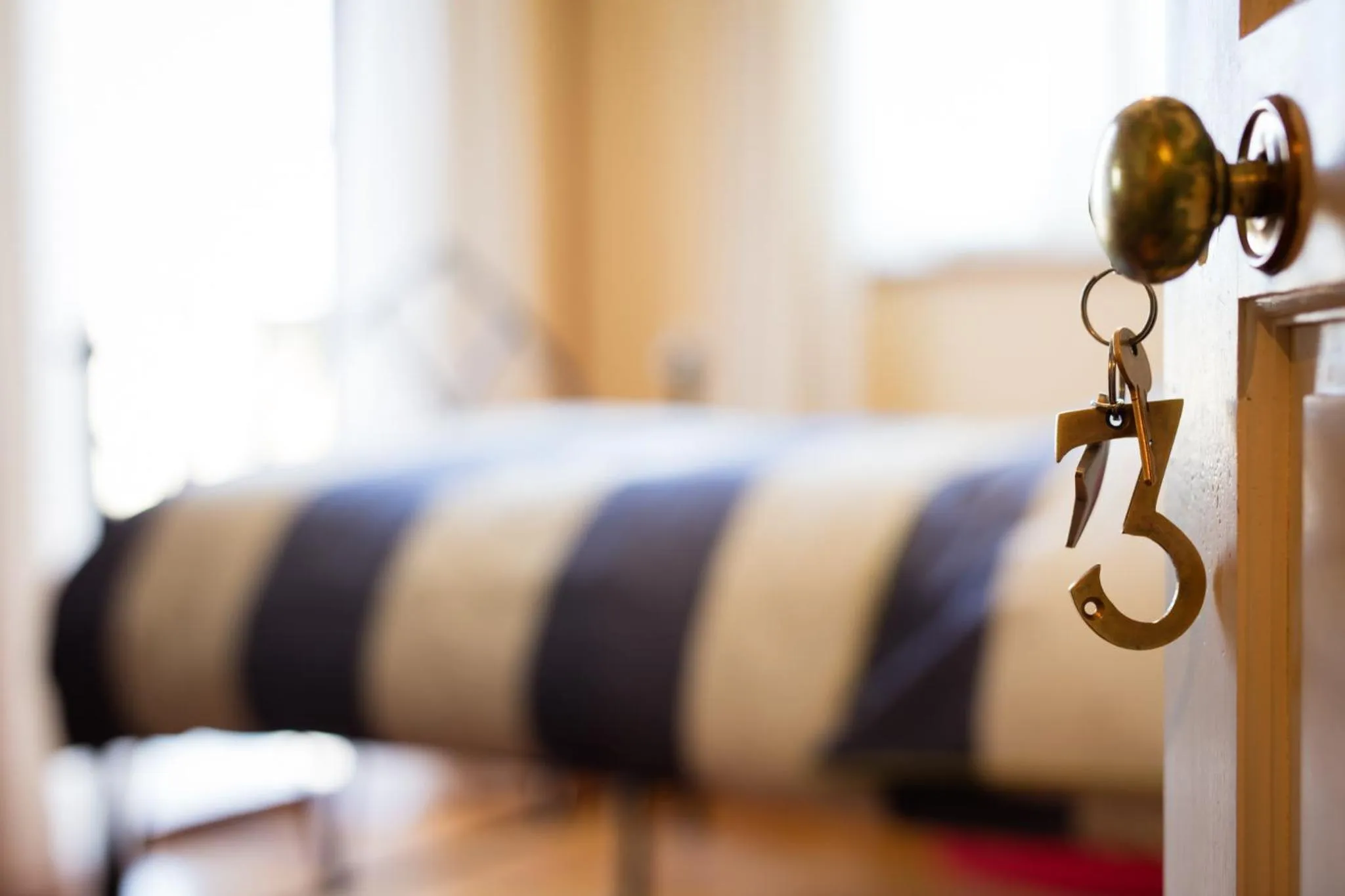 Bed in Heatherbell Cottage Guest Accommodation