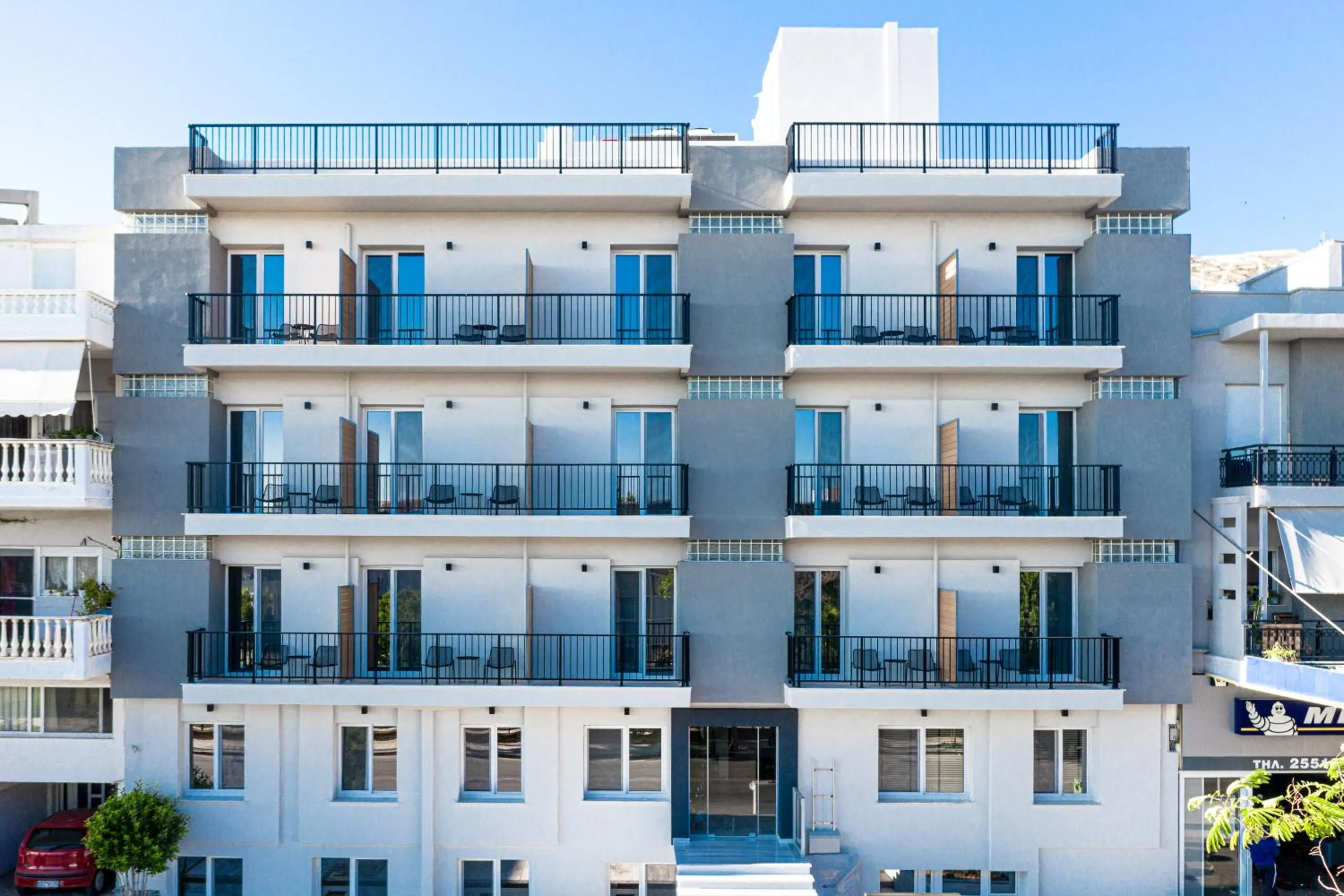 Facade/entrance in 31 Doors Hotel