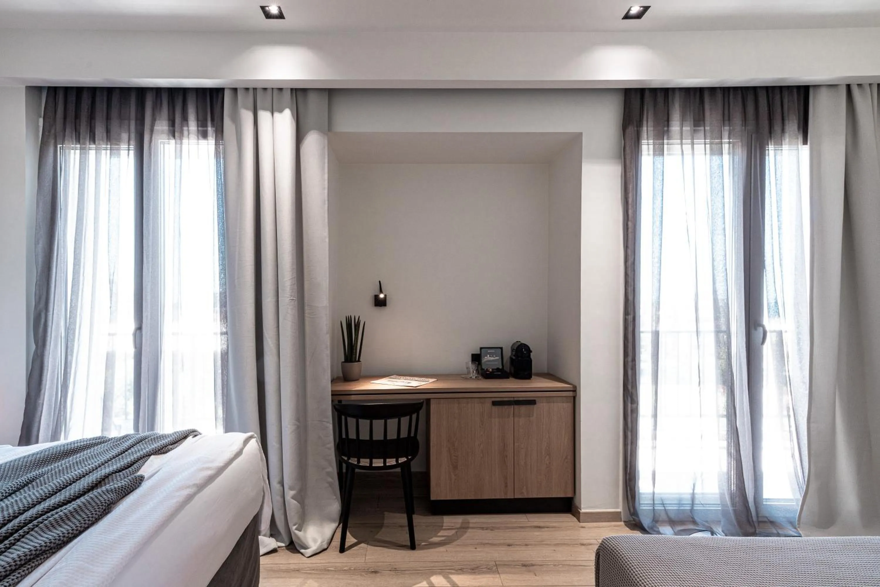 Seating area, Bed in 31 Doors Hotel