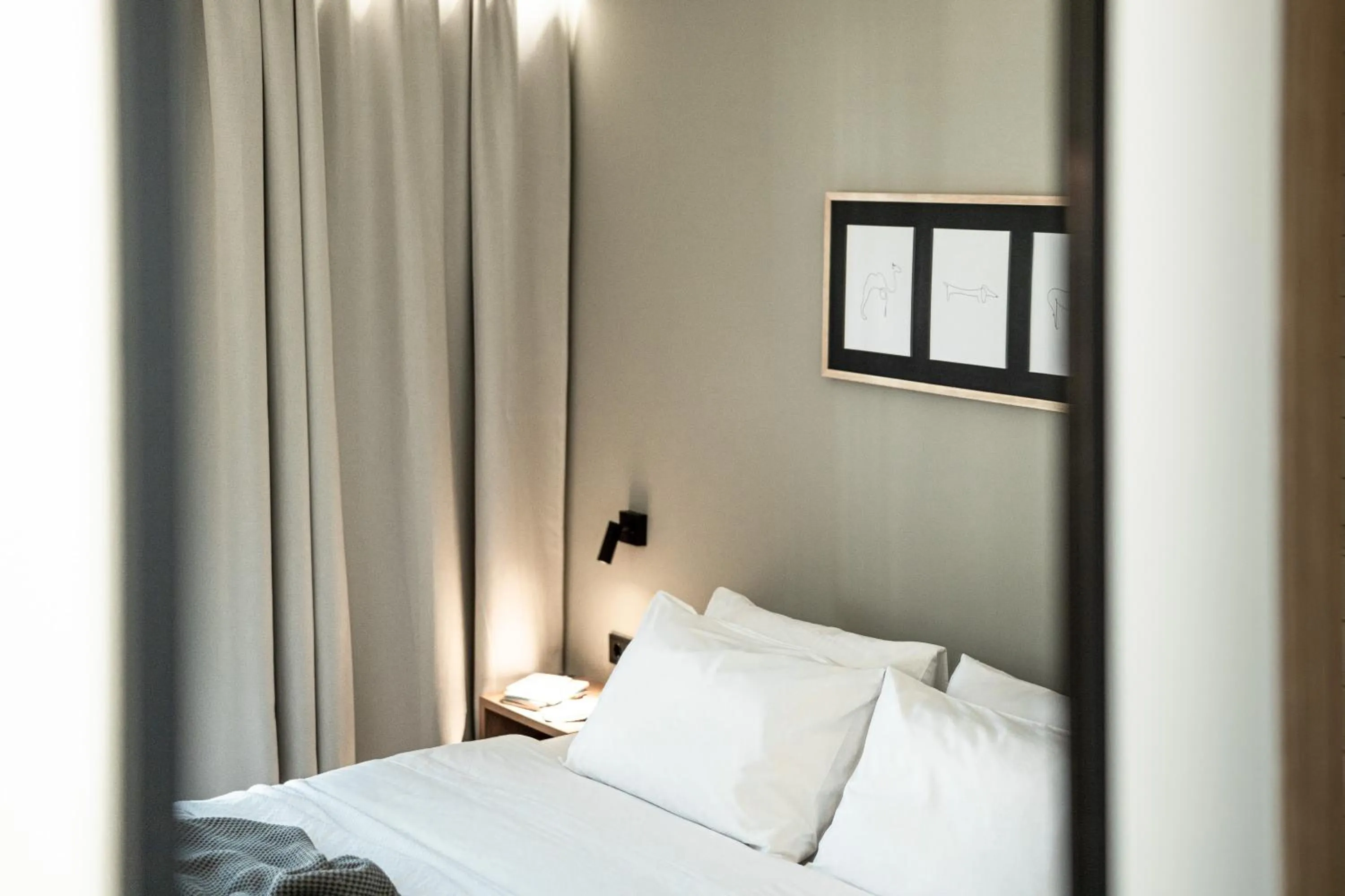 Bedroom, Bed in 31 Doors Hotel